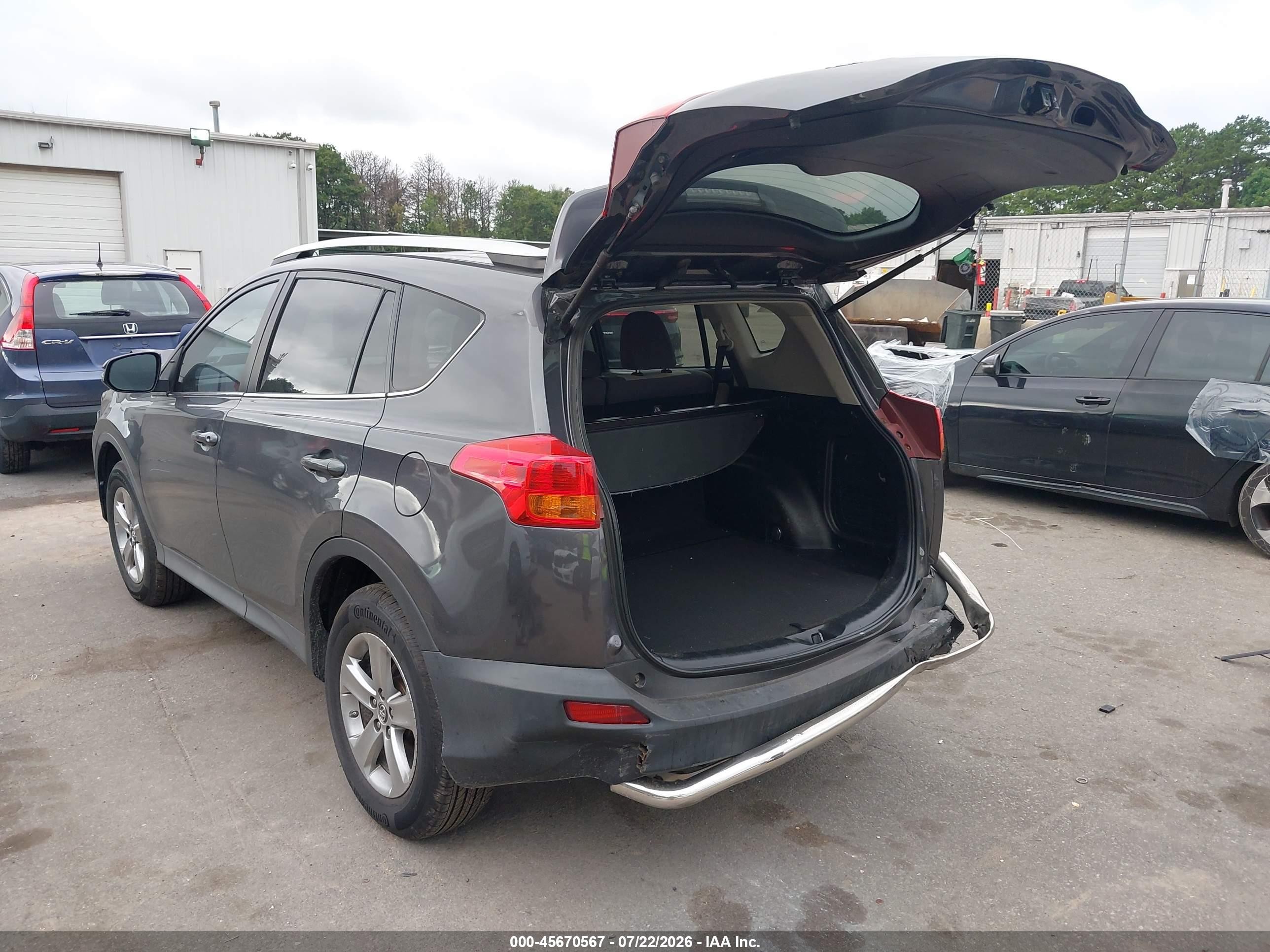 2015 Toyota Rav4 Xle Gray vin: 2T3RFREV4FW394640