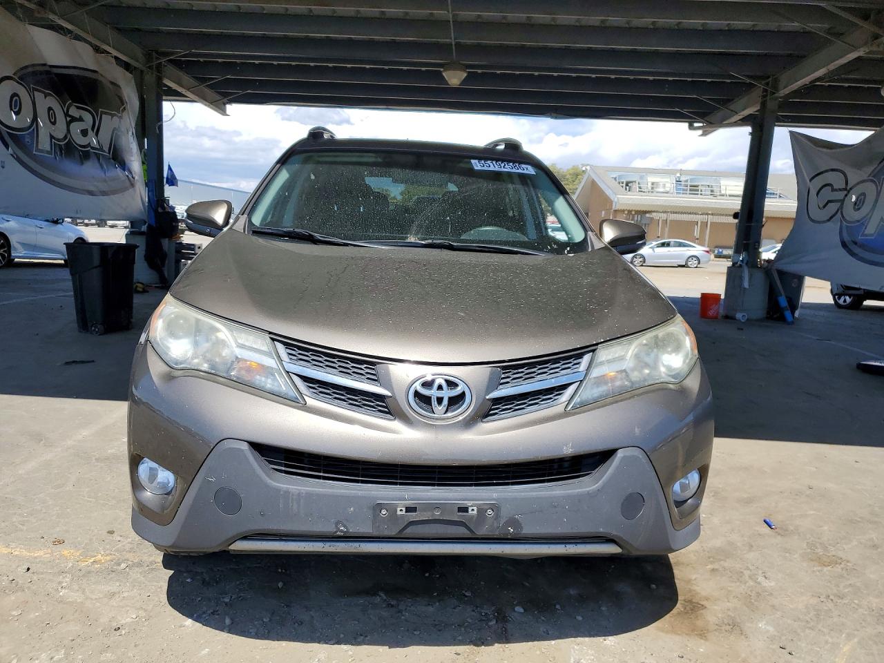 2015 Toyota Rav4 Xle Коричневый vin: 2T3RFREV4FW399210
