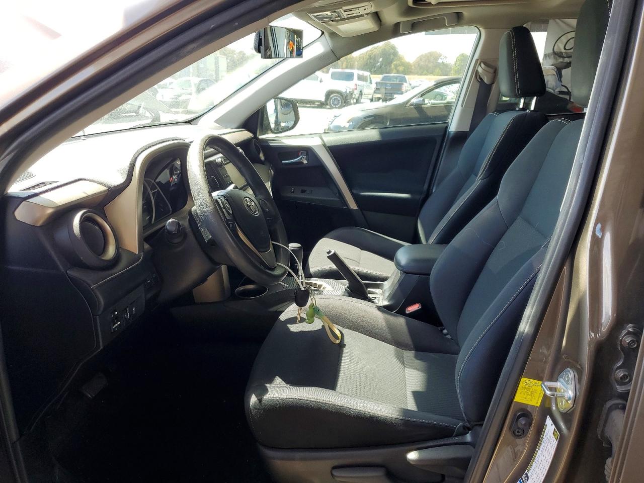 2015 Toyota Rav4 Xle Коричневый vin: 2T3RFREV4FW399210