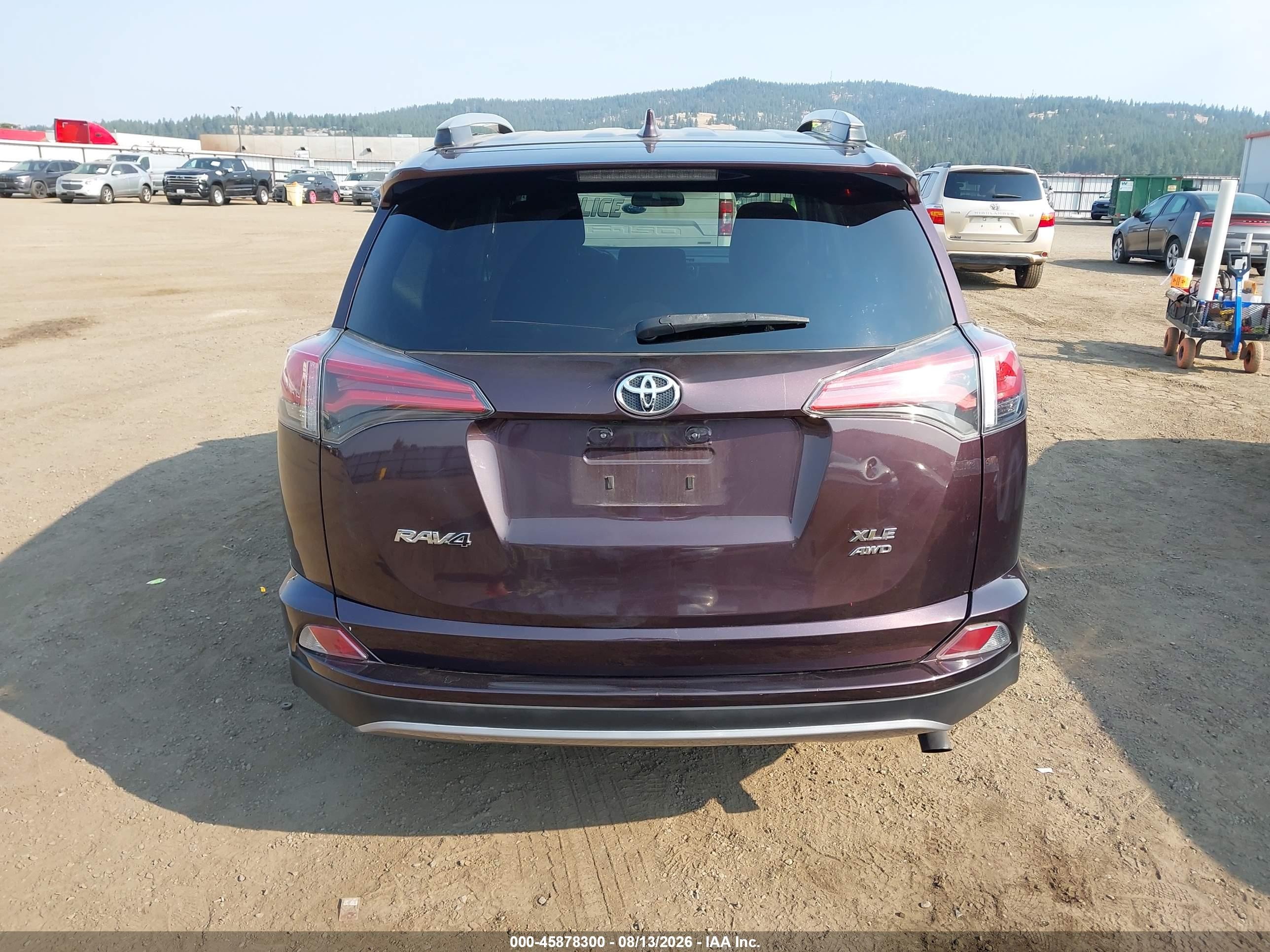 2018 Toyota Rav4 Xle Purple vin: 2T3RFREV4JW720672