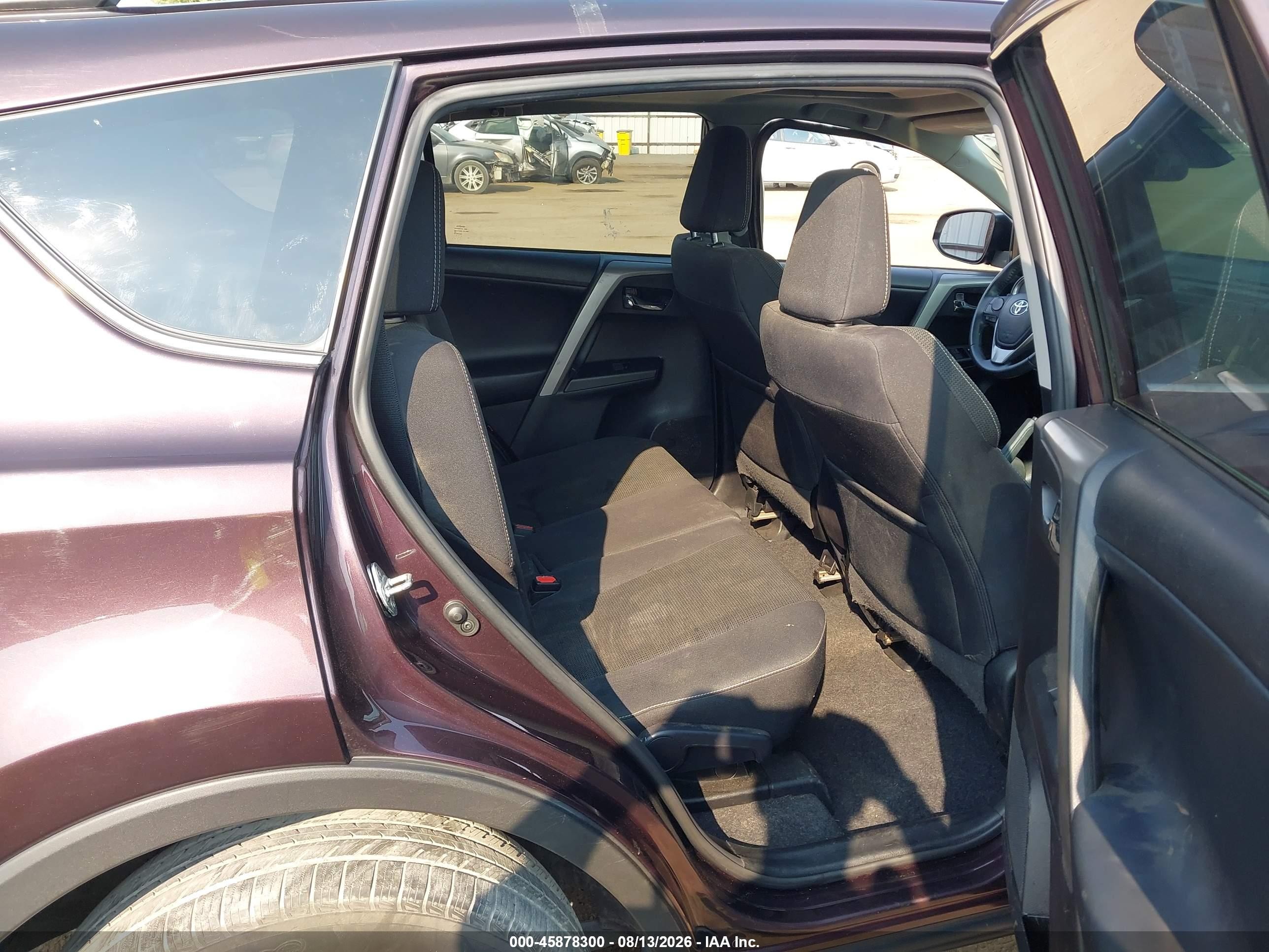 2018 Toyota Rav4 Xle Purple vin: 2T3RFREV4JW720672