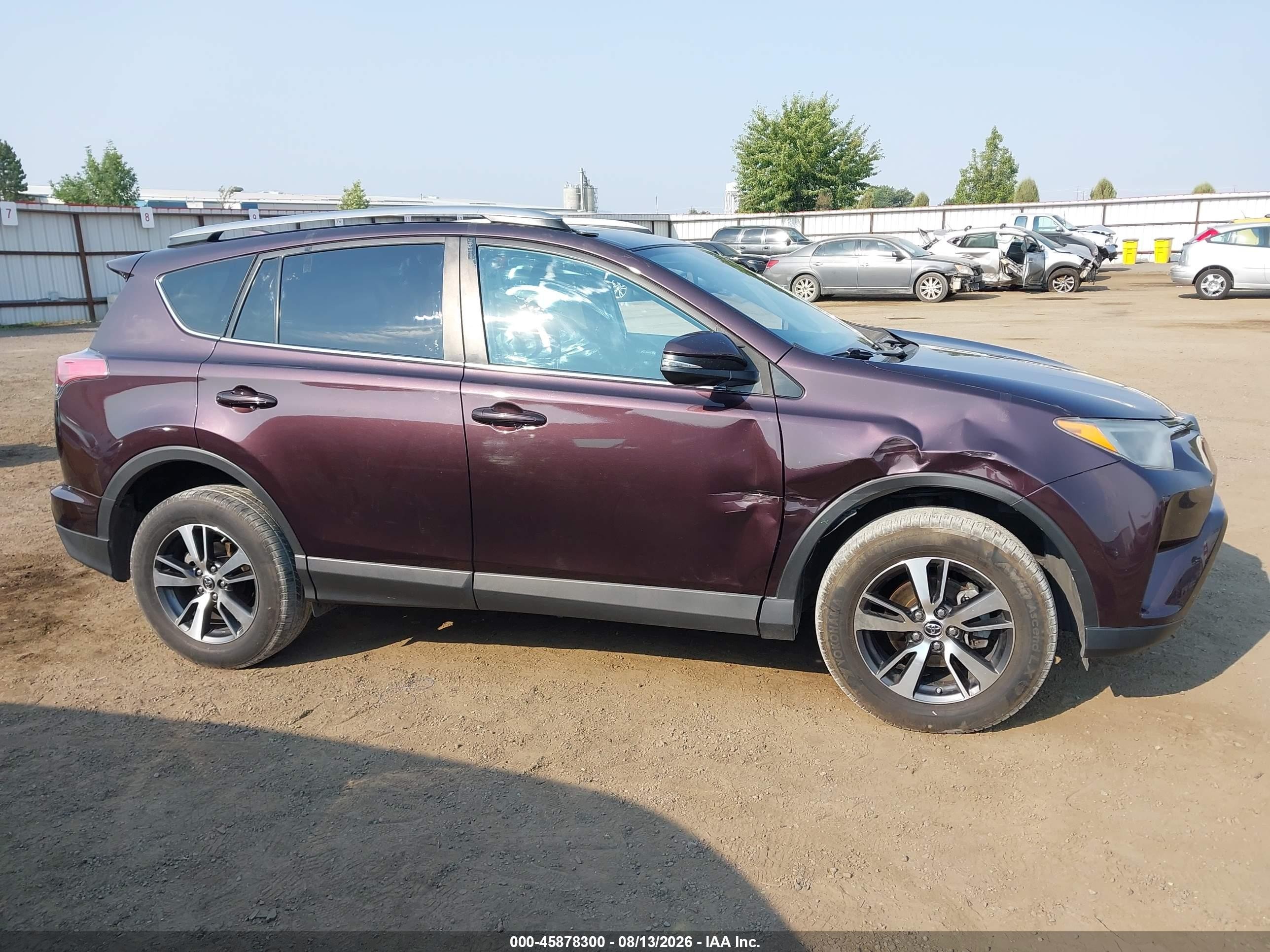 2018 Toyota Rav4 Xle Purple vin: 2T3RFREV4JW720672