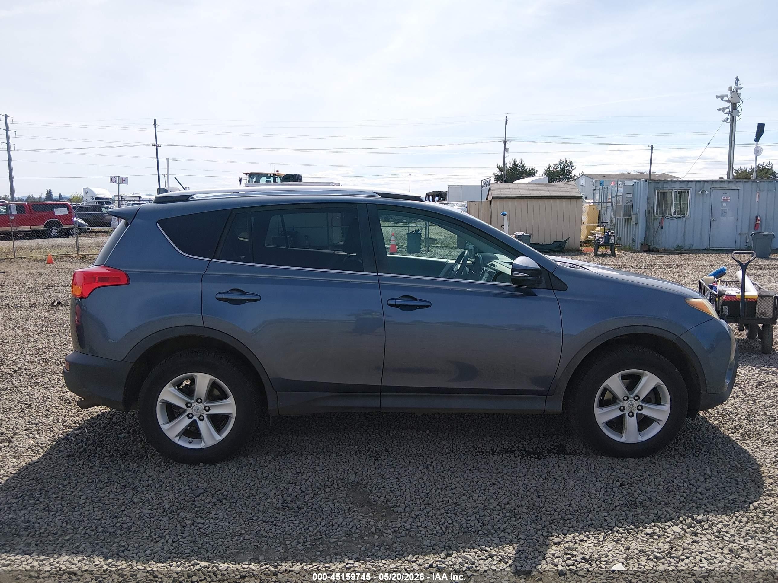 2013 Toyota Rav4 Xle Light Blue vin: 2T3RFREV5DW024486