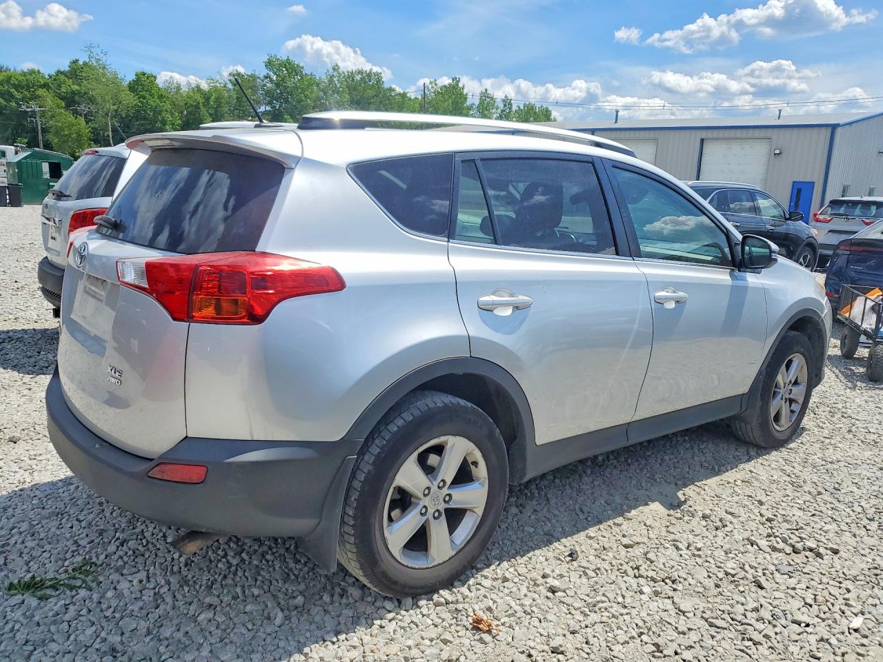 2013 Toyota Rav4 Xle Silver vin: 2T3RFREV5DW044527