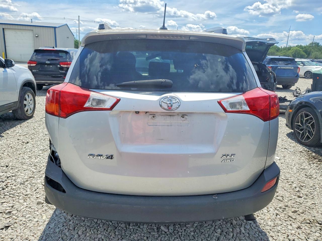 2013 Toyota Rav4 Xle Silver vin: 2T3RFREV5DW044527