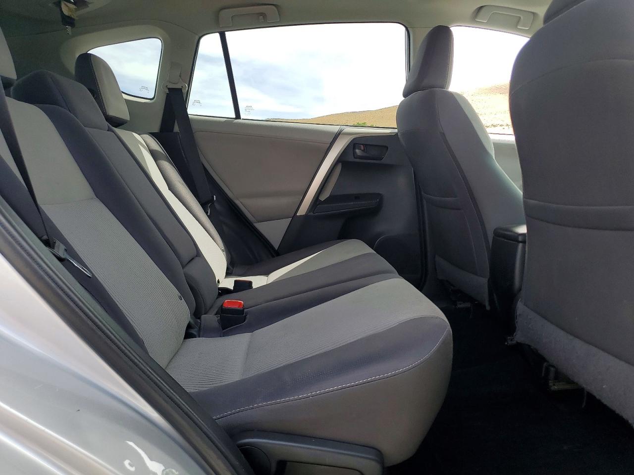 2013 Toyota Rav4 Xle Silver vin: 2T3RFREV5DW122384