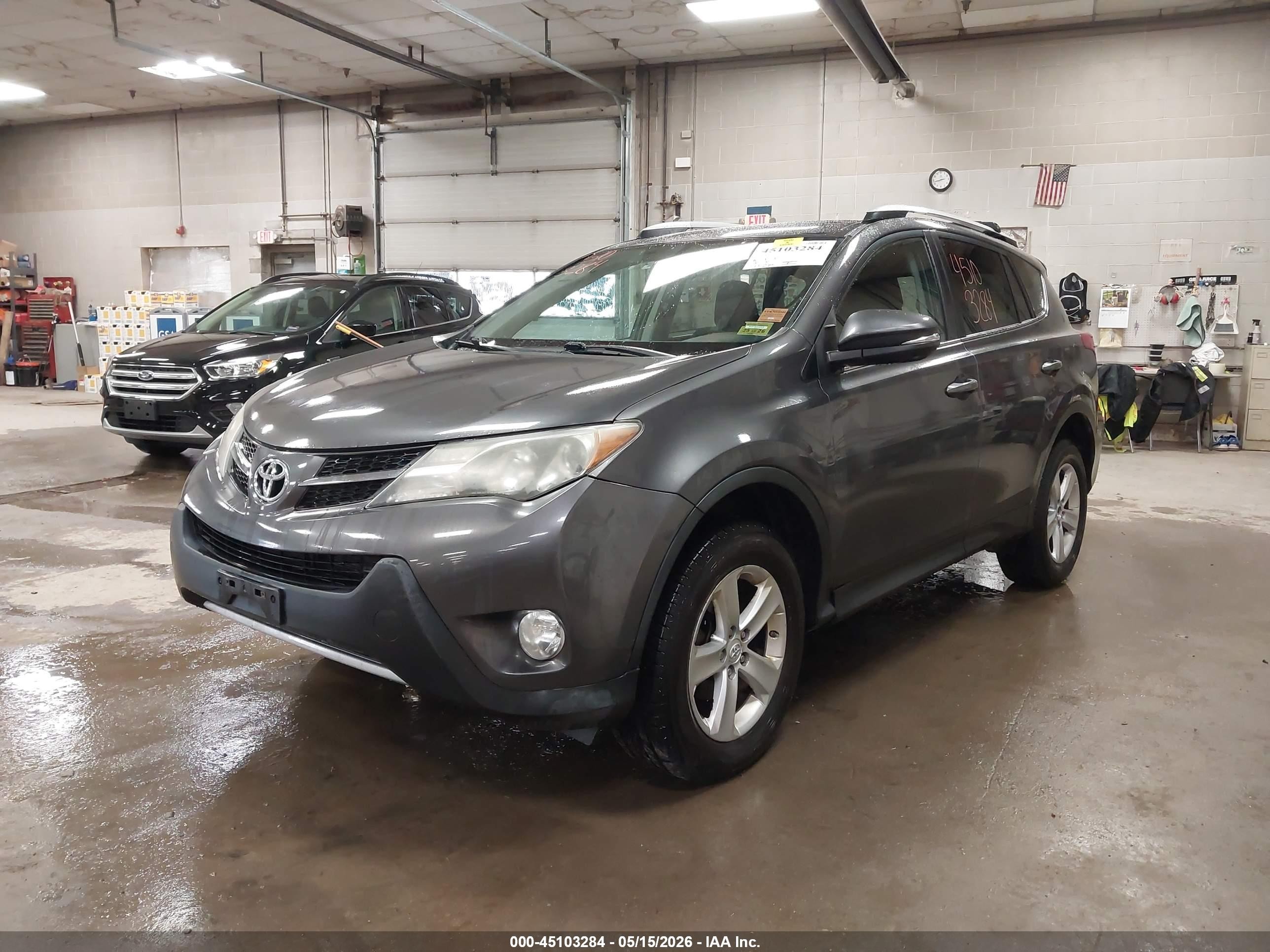 2014 Toyota Rav4 Xle Gray vin: 2T3RFREV5EW135122