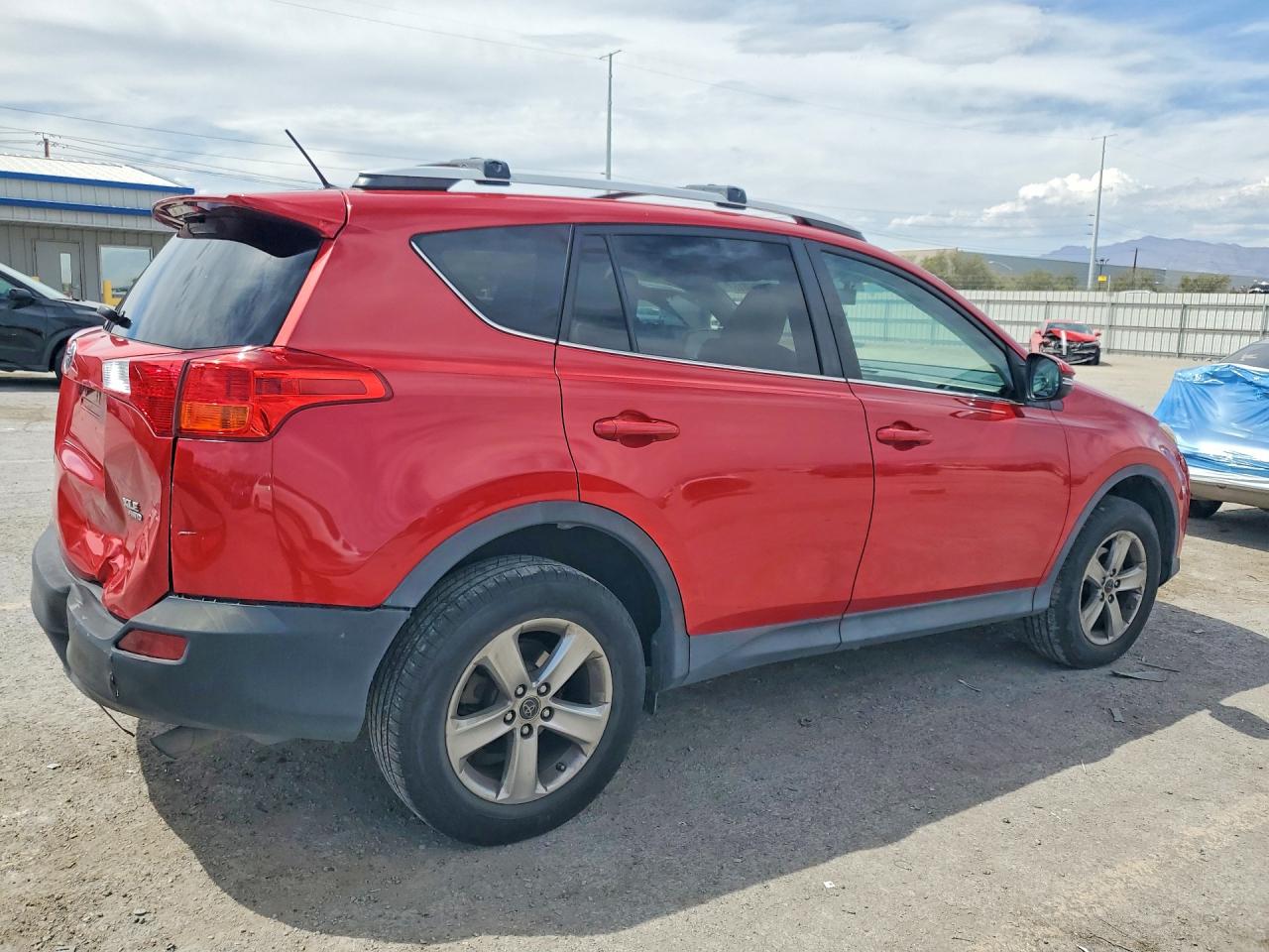 2015 Toyota Rav4 Xle Red vin: 2T3RFREV5FW256119