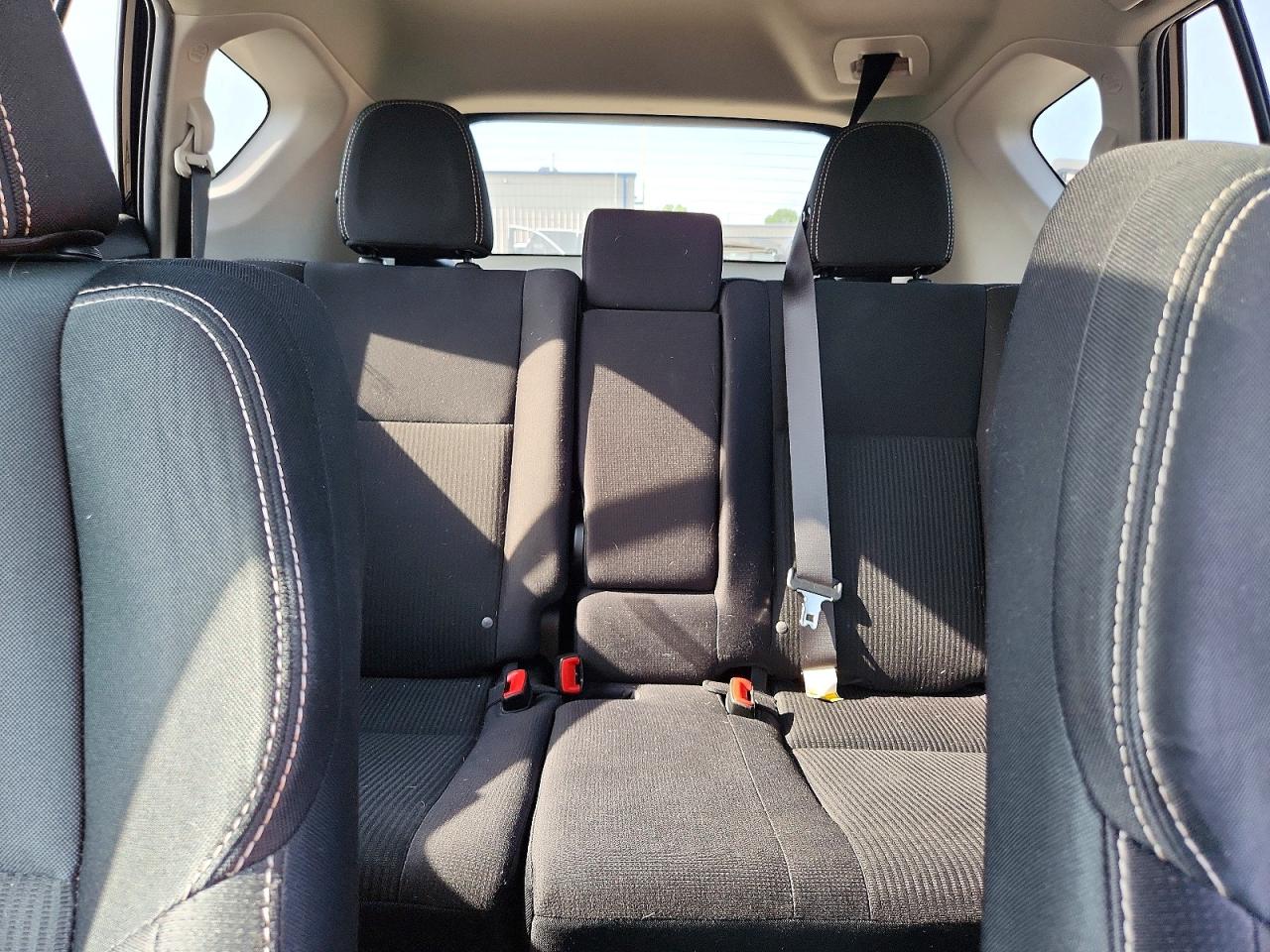 2015 Toyota Rav4 Xle Черный vin: 2T3RFREV5FW284289
