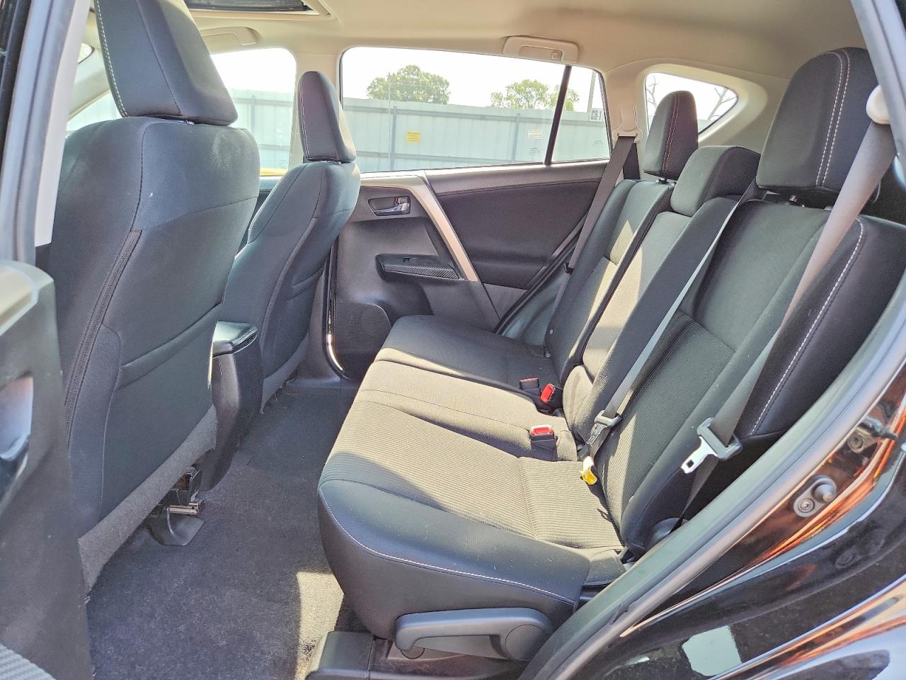 2015 Toyota Rav4 Xle Черный vin: 2T3RFREV5FW284289