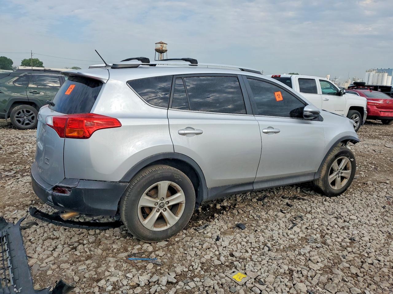 2015 Toyota Rav4 Xle Silver vin: 2T3RFREV5FW315797