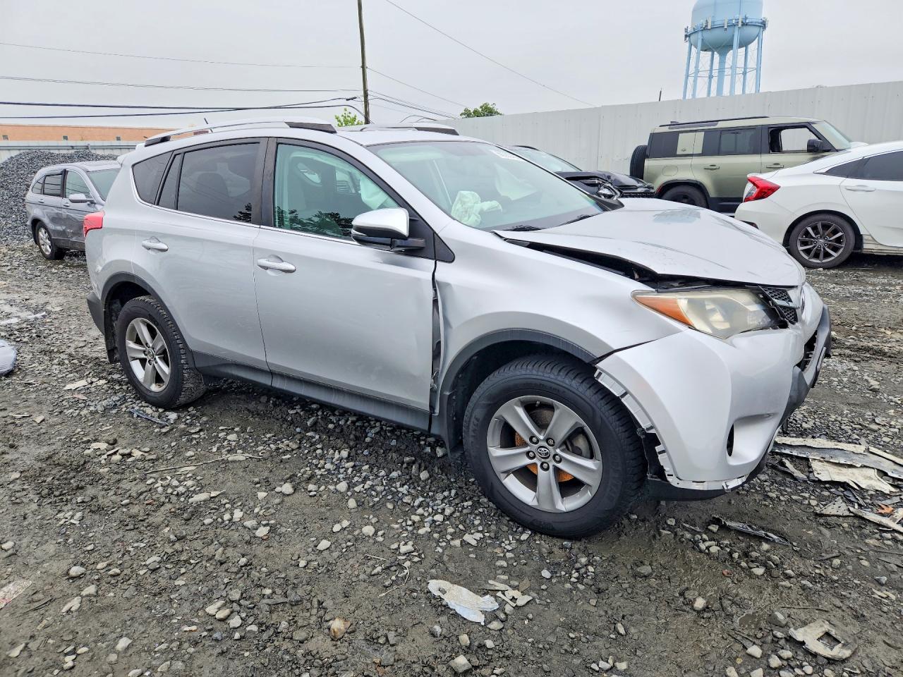 2015 Toyota Rav4 Xle Silver vin: 2T3RFREV5FW319218