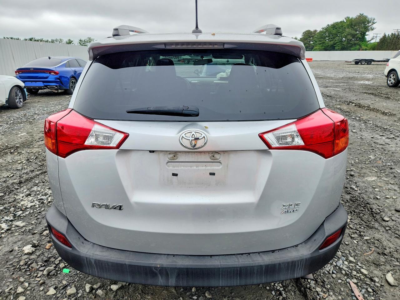 2015 Toyota Rav4 Xle Silver vin: 2T3RFREV5FW319218
