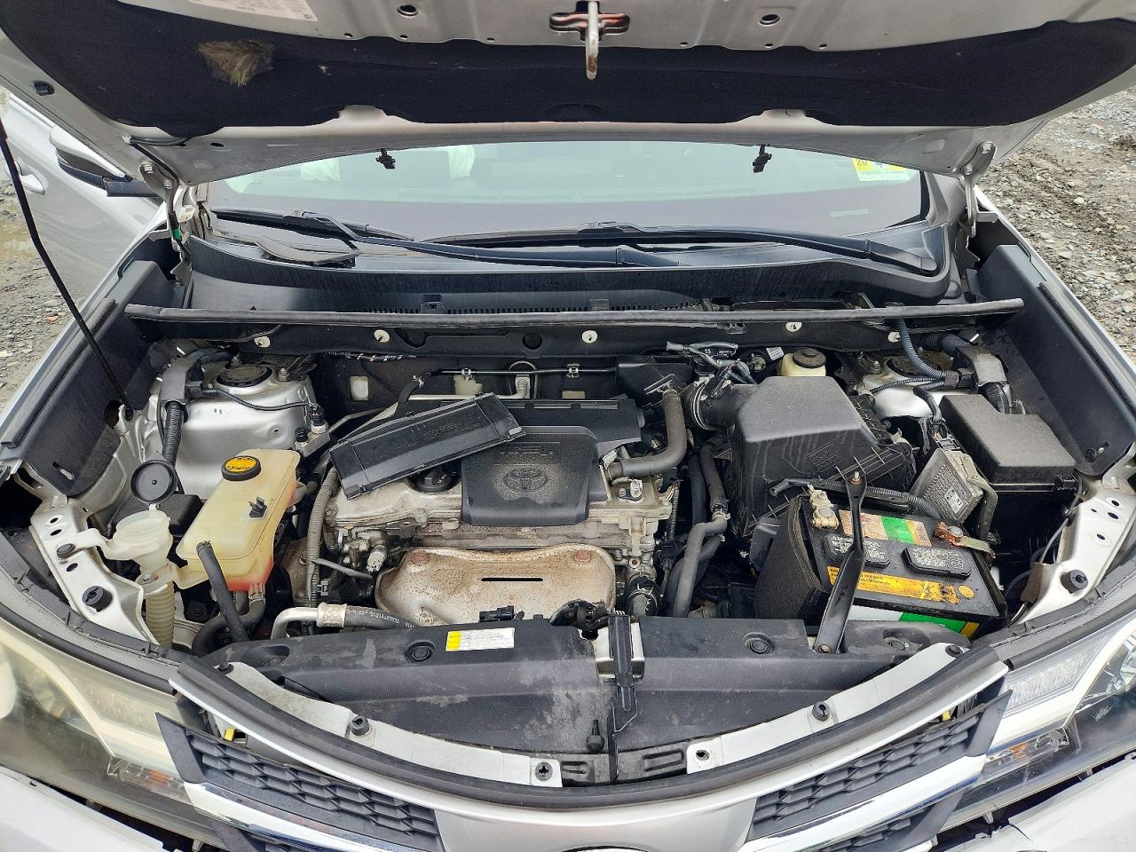 2015 Toyota Rav4 Xle Silver vin: 2T3RFREV5FW319218