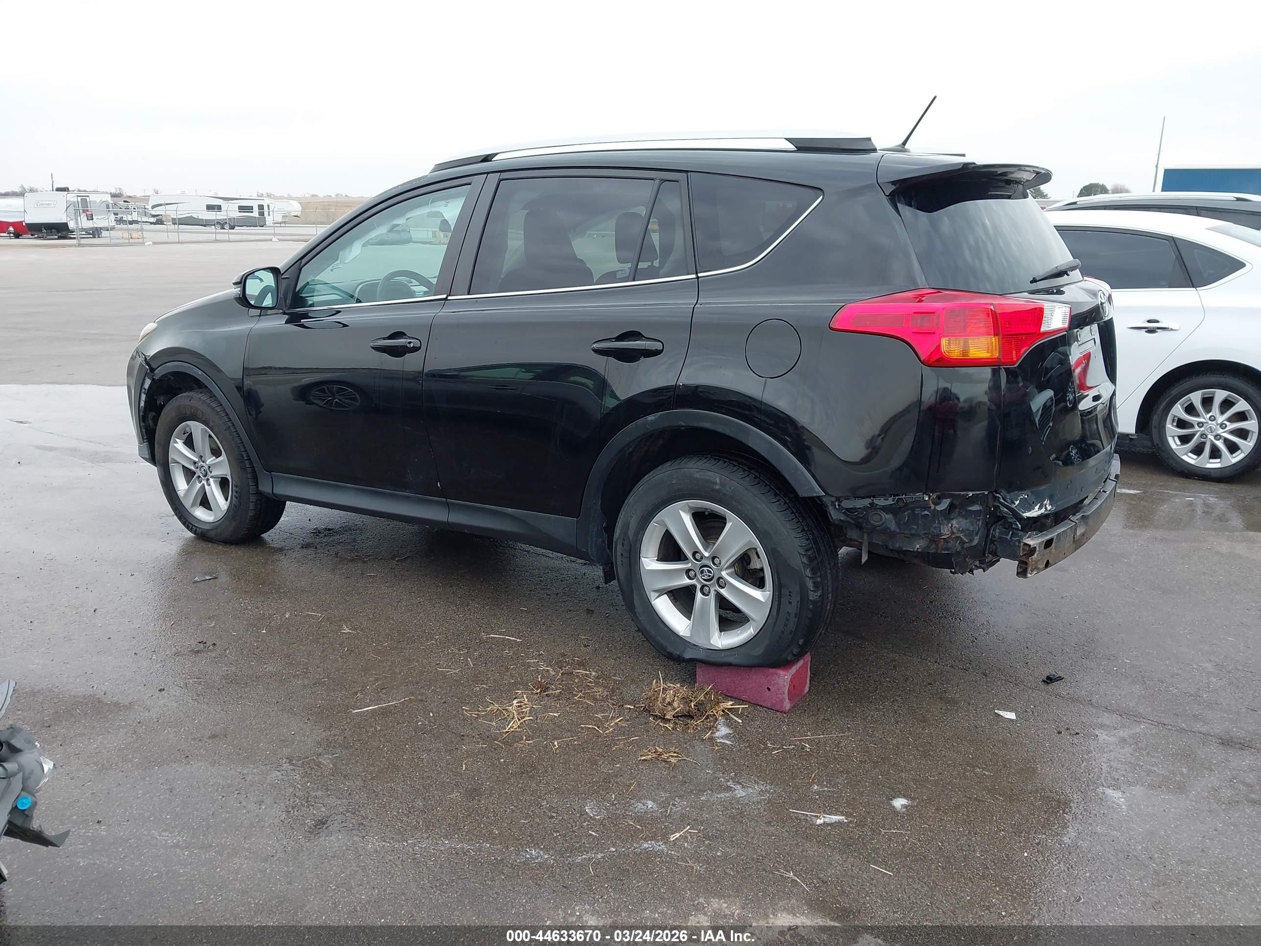 2015 Toyota Rav4 Xle Black vin: 2T3RFREV5FW340344