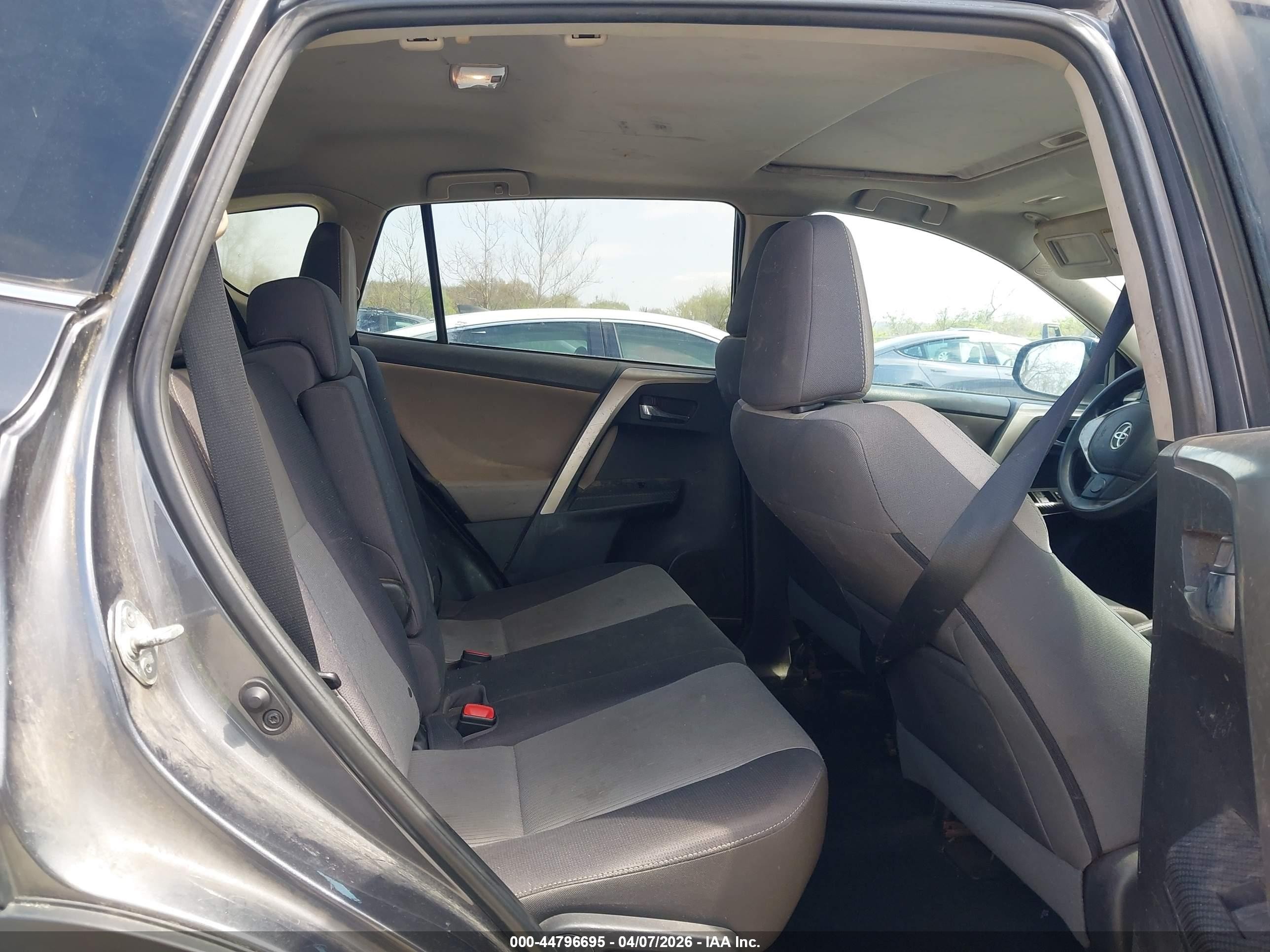 2015 Toyota Rav4 Xle Gray vin: 2T3RFREV5FW360884