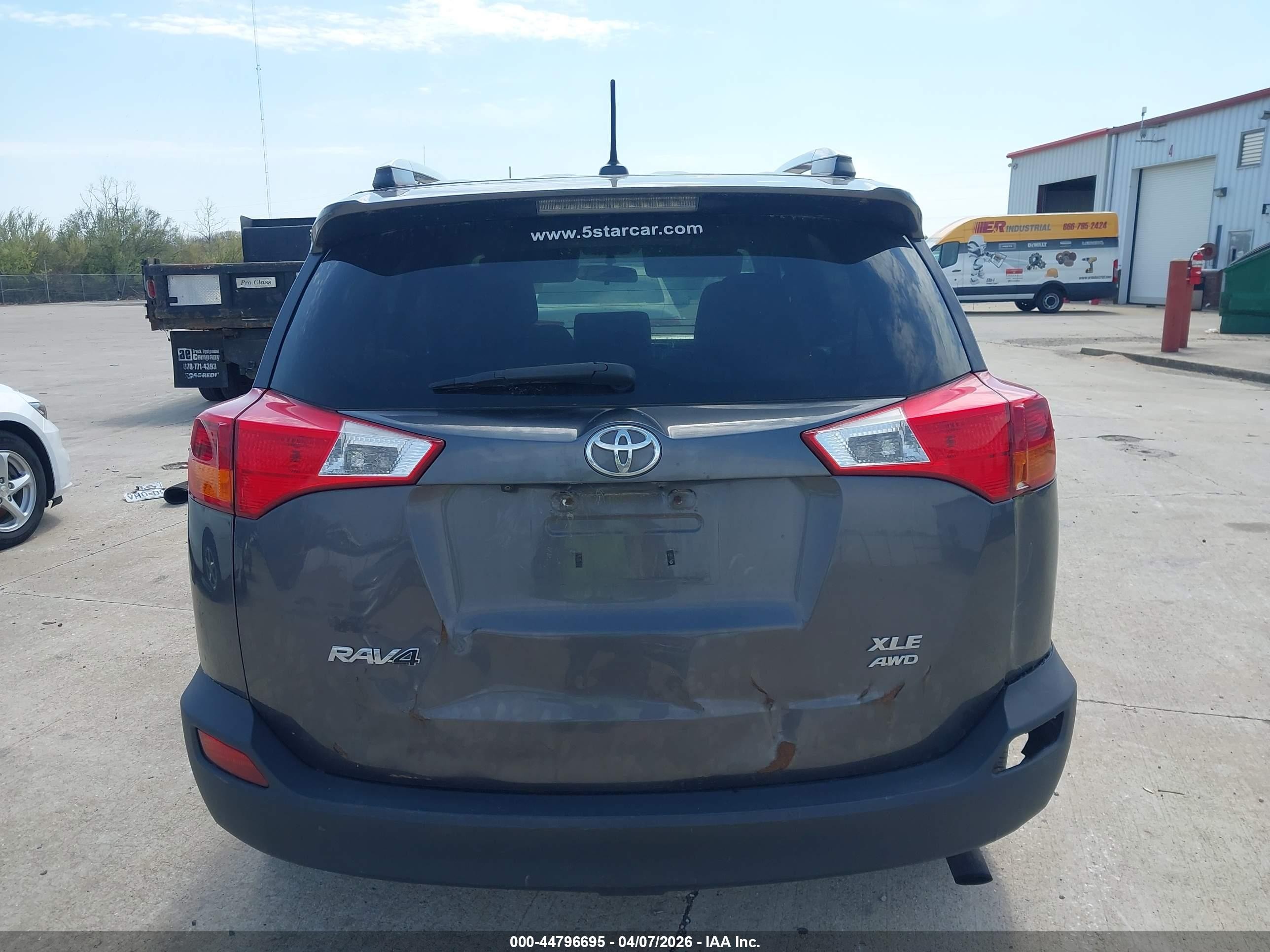 2015 Toyota Rav4 Xle Gray vin: 2T3RFREV5FW360884