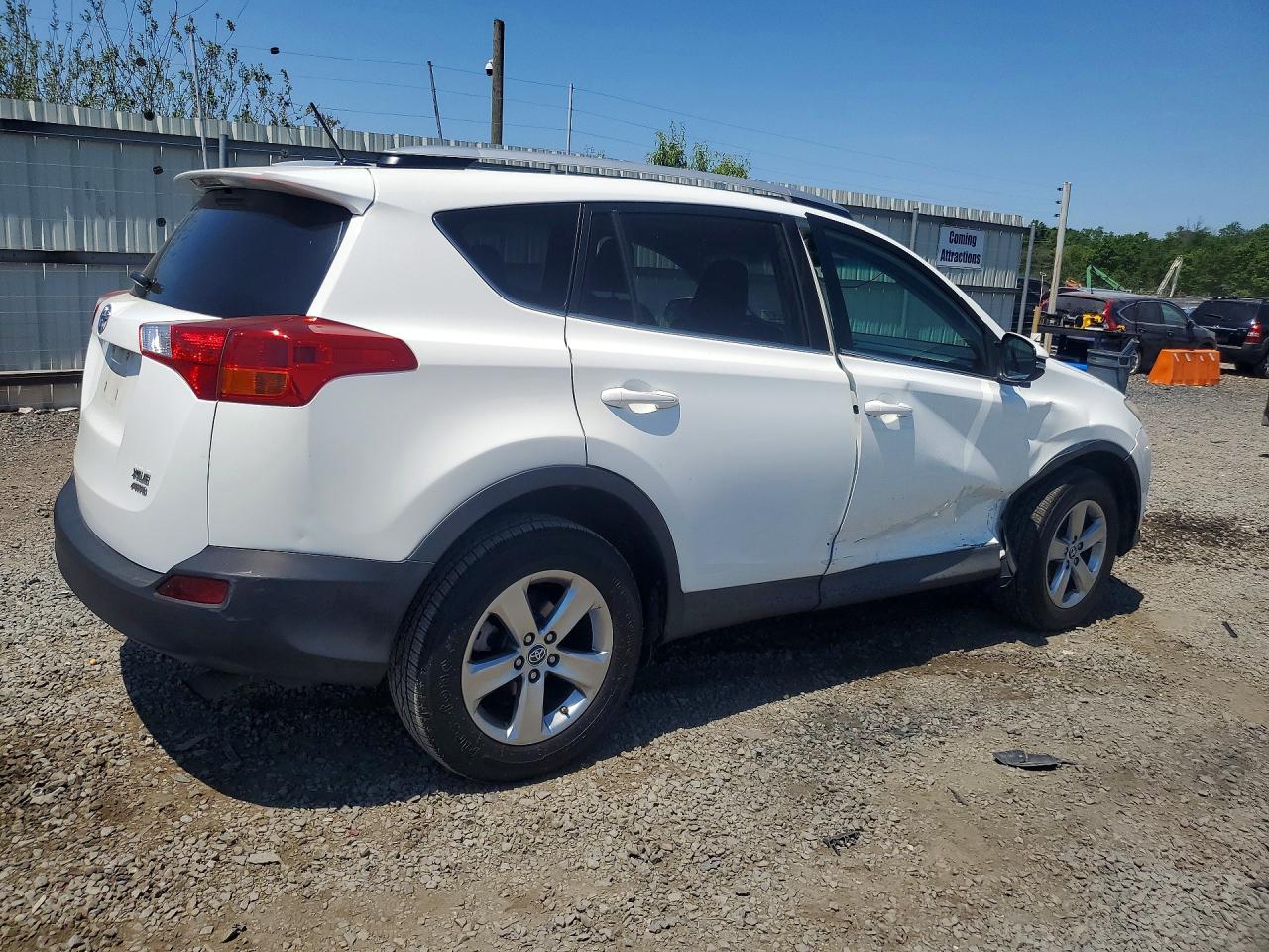 2015 Toyota Rav4 Xle Белый vin: 2T3RFREV5FW373649