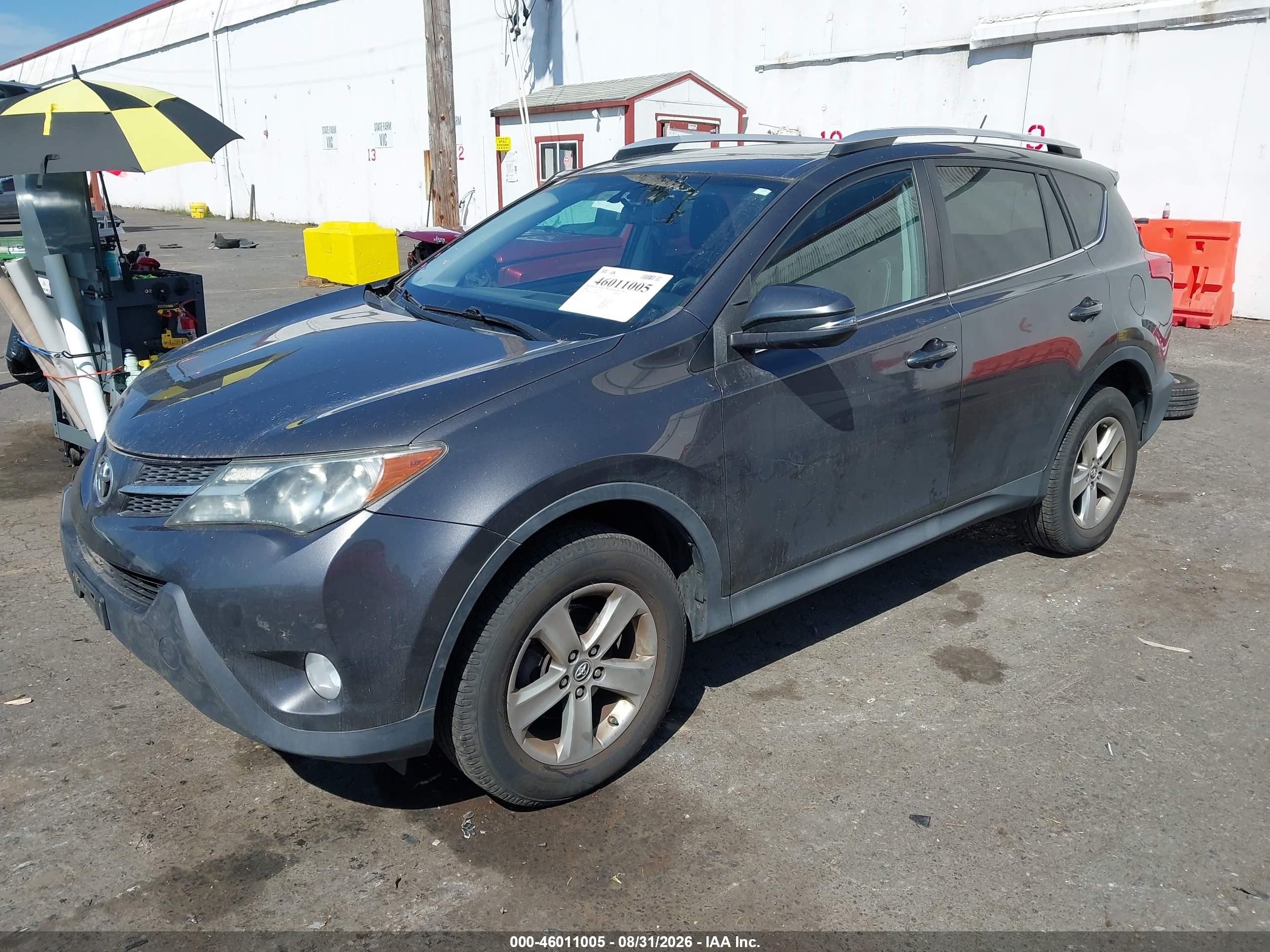 2015 Toyota Rav4 Xle Gray vin: 2T3RFREV5FW395506
