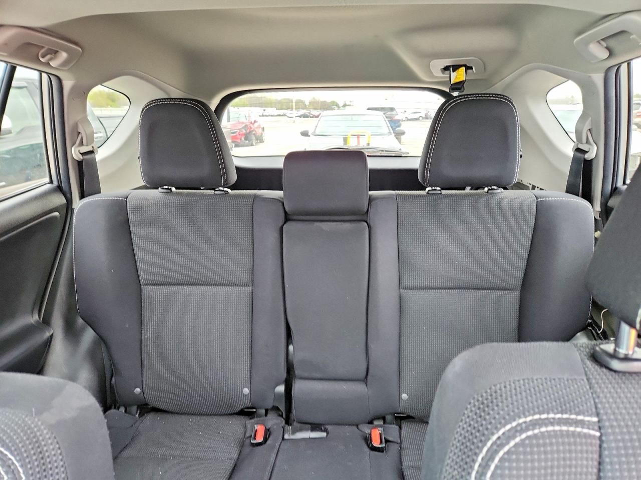 2018 Toyota Rav4 Xle Серебряный vin: 2T3RFREV5JW767788