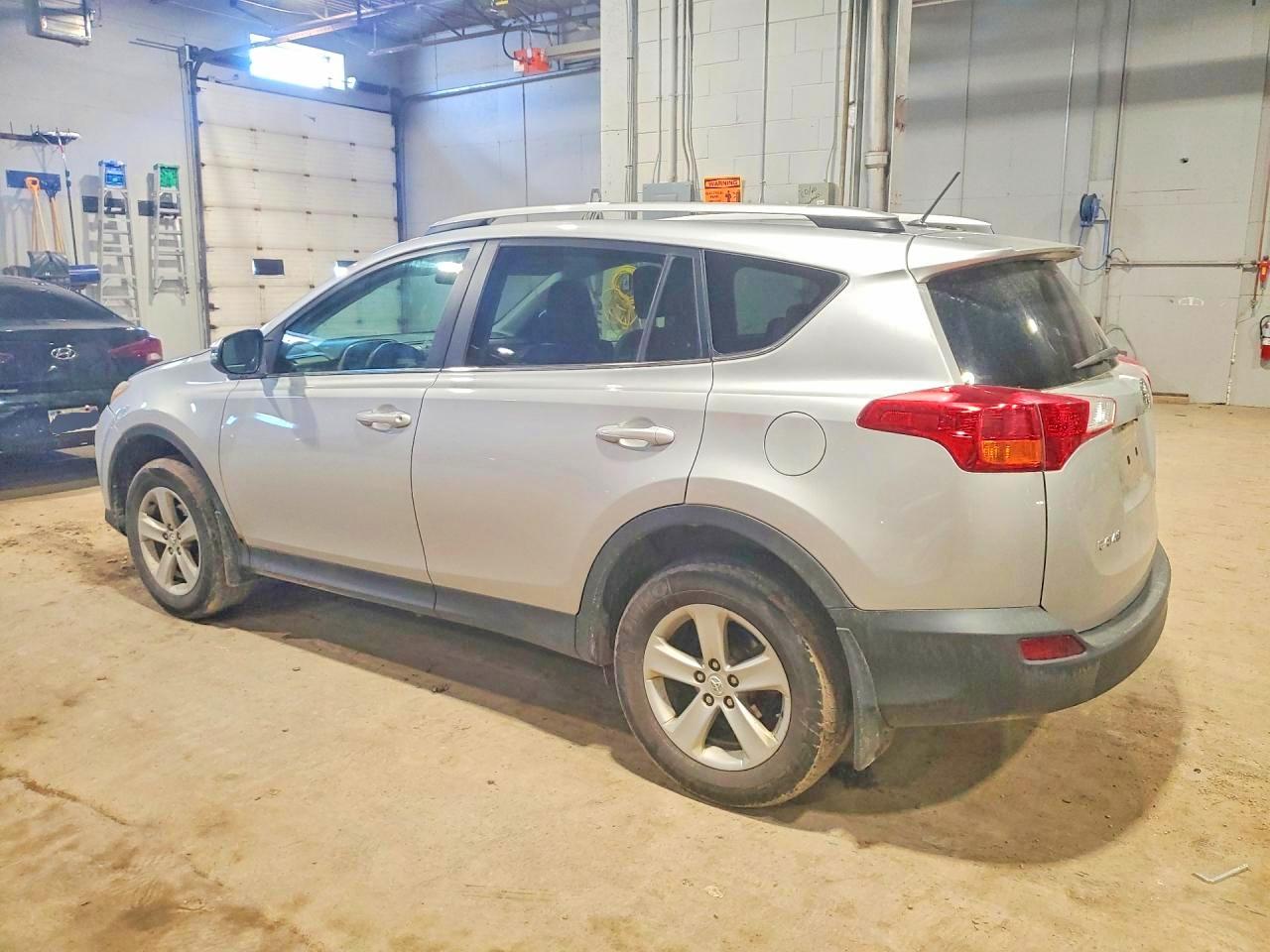 2013 Toyota Rav4 Xle Silver vin: 2T3RFREV6DW004635