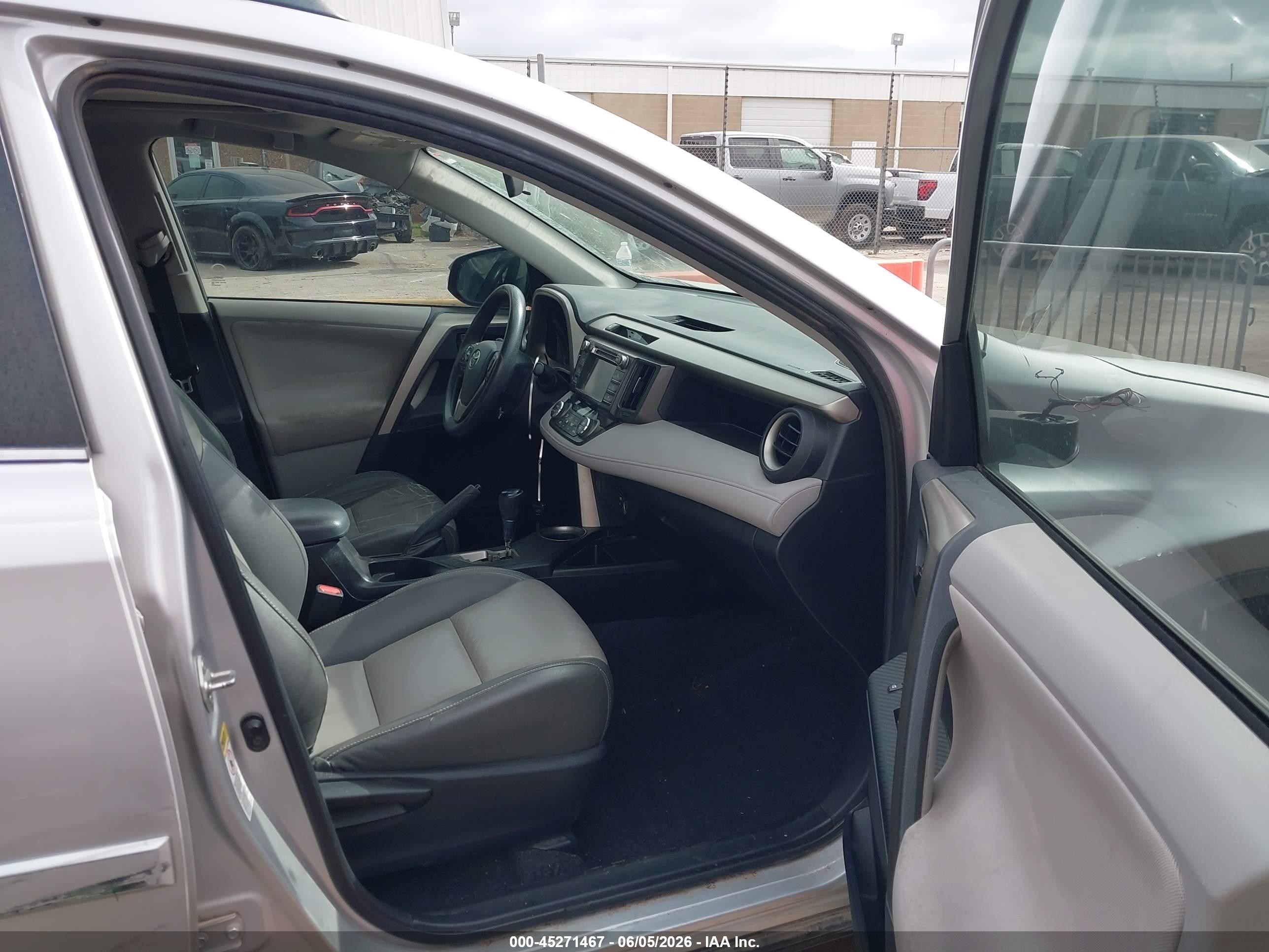 2013 Toyota Rav4 Xle Silver vin: 2T3RFREV6DW056797
