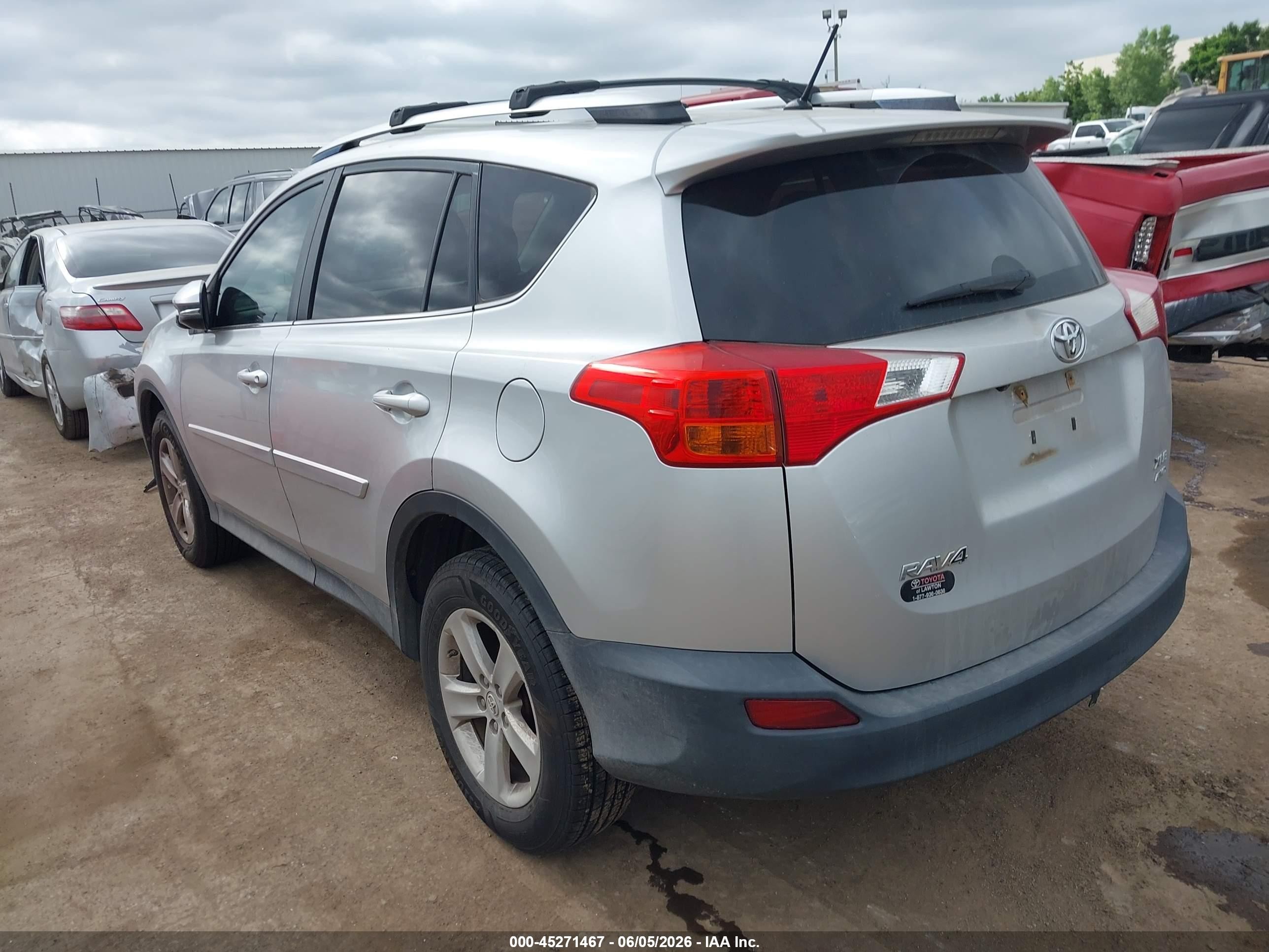 2013 Toyota Rav4 Xle Silver vin: 2T3RFREV6DW056797