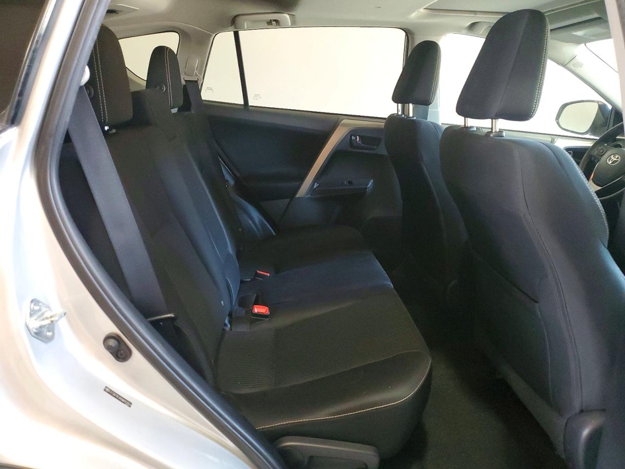 2013 Toyota Rav4 Xle Silver vin: 2T3RFREV6DW091954