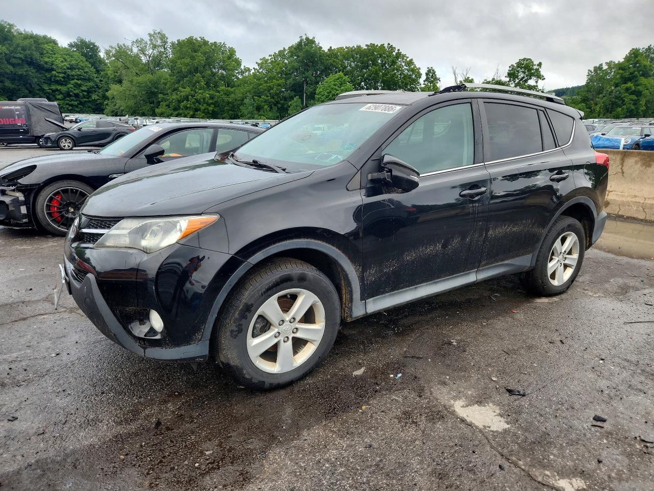 2014 Toyota Rav4 Xle Черный vin: 2T3RFREV6EW147697
