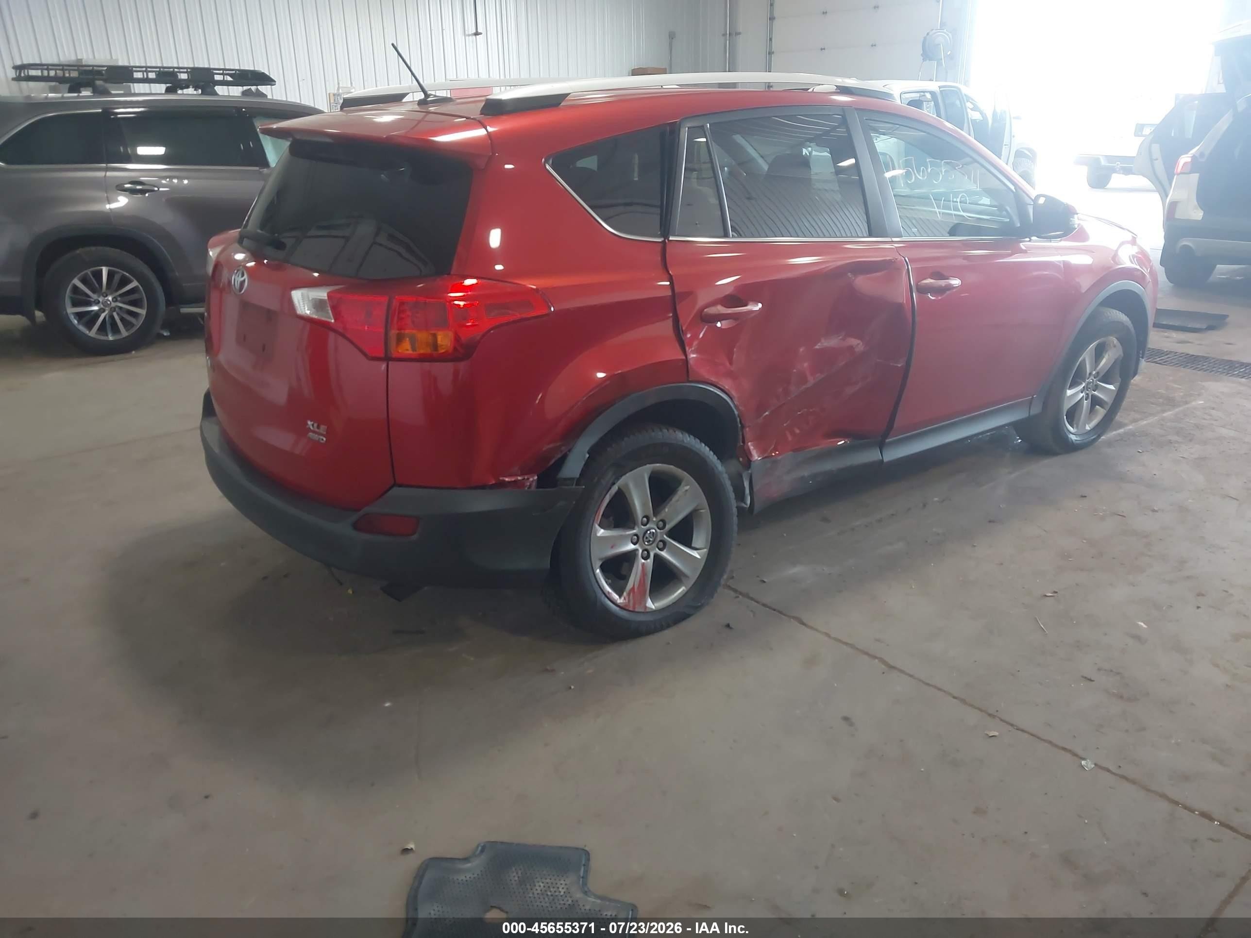 2015 Toyota Rav4 Xle Red vin: 2T3RFREV6FW230841