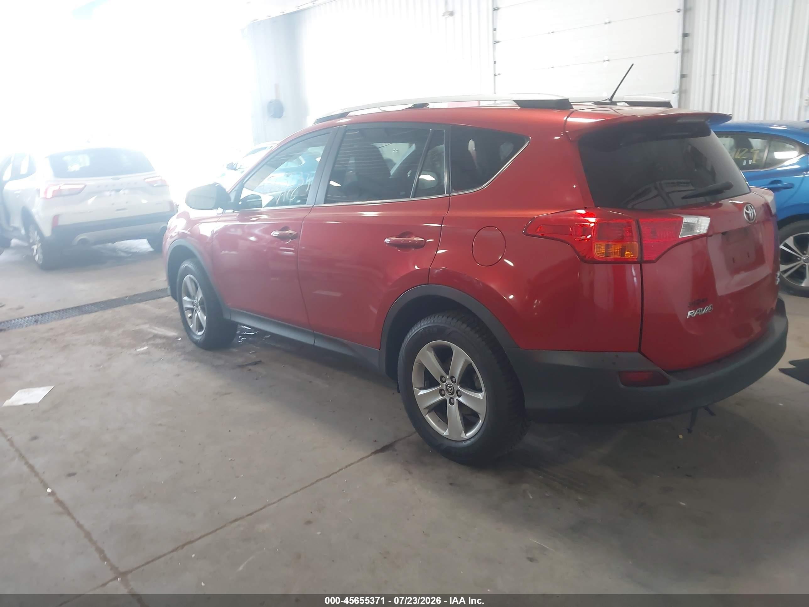 2015 Toyota Rav4 Xle Red vin: 2T3RFREV6FW230841