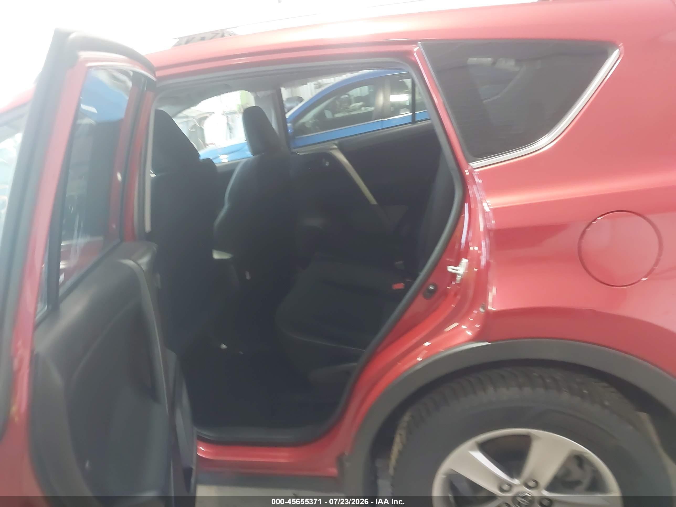 2015 Toyota Rav4 Xle Red vin: 2T3RFREV6FW230841