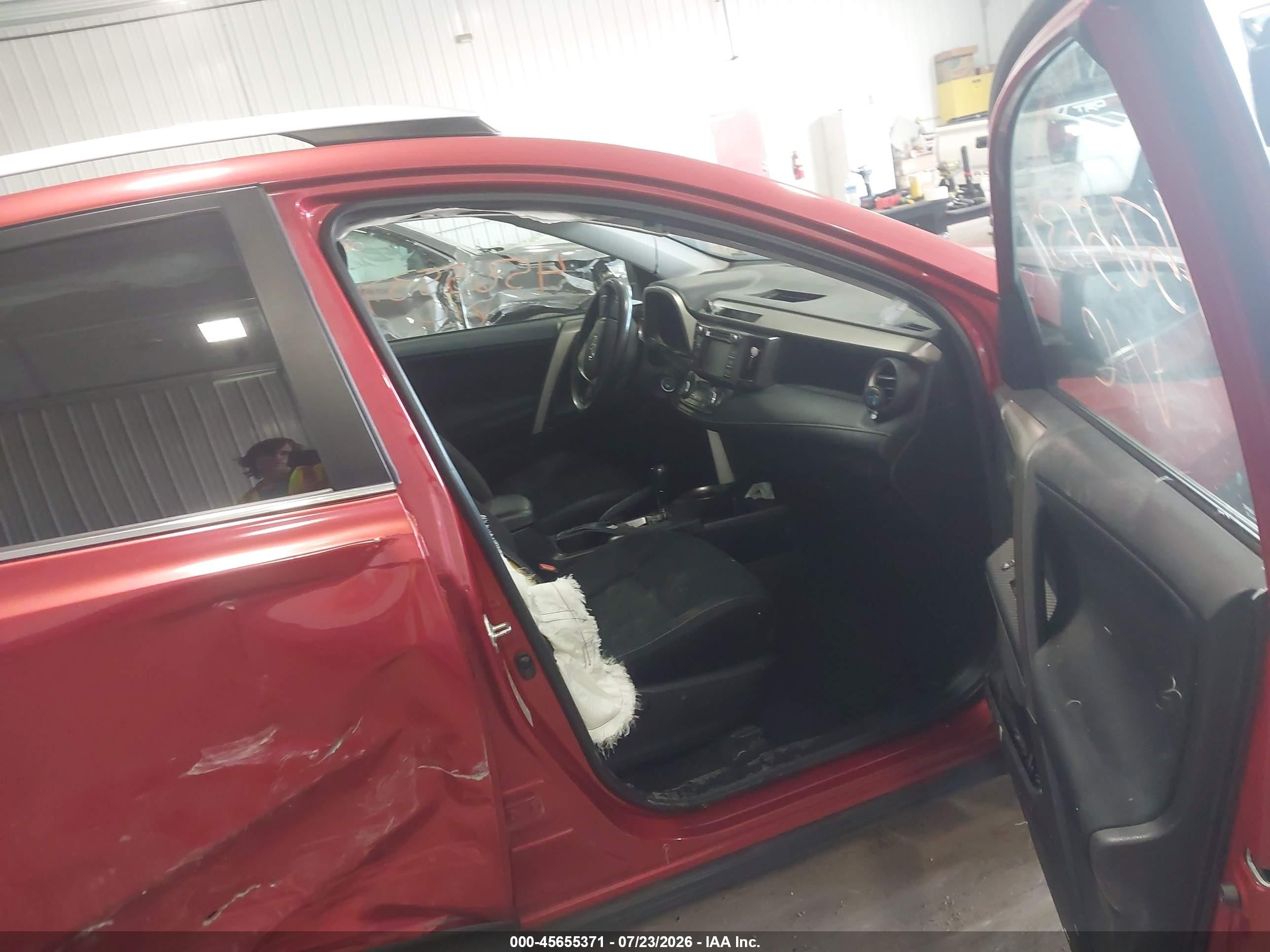 2015 Toyota Rav4 Xle Red vin: 2T3RFREV6FW230841
