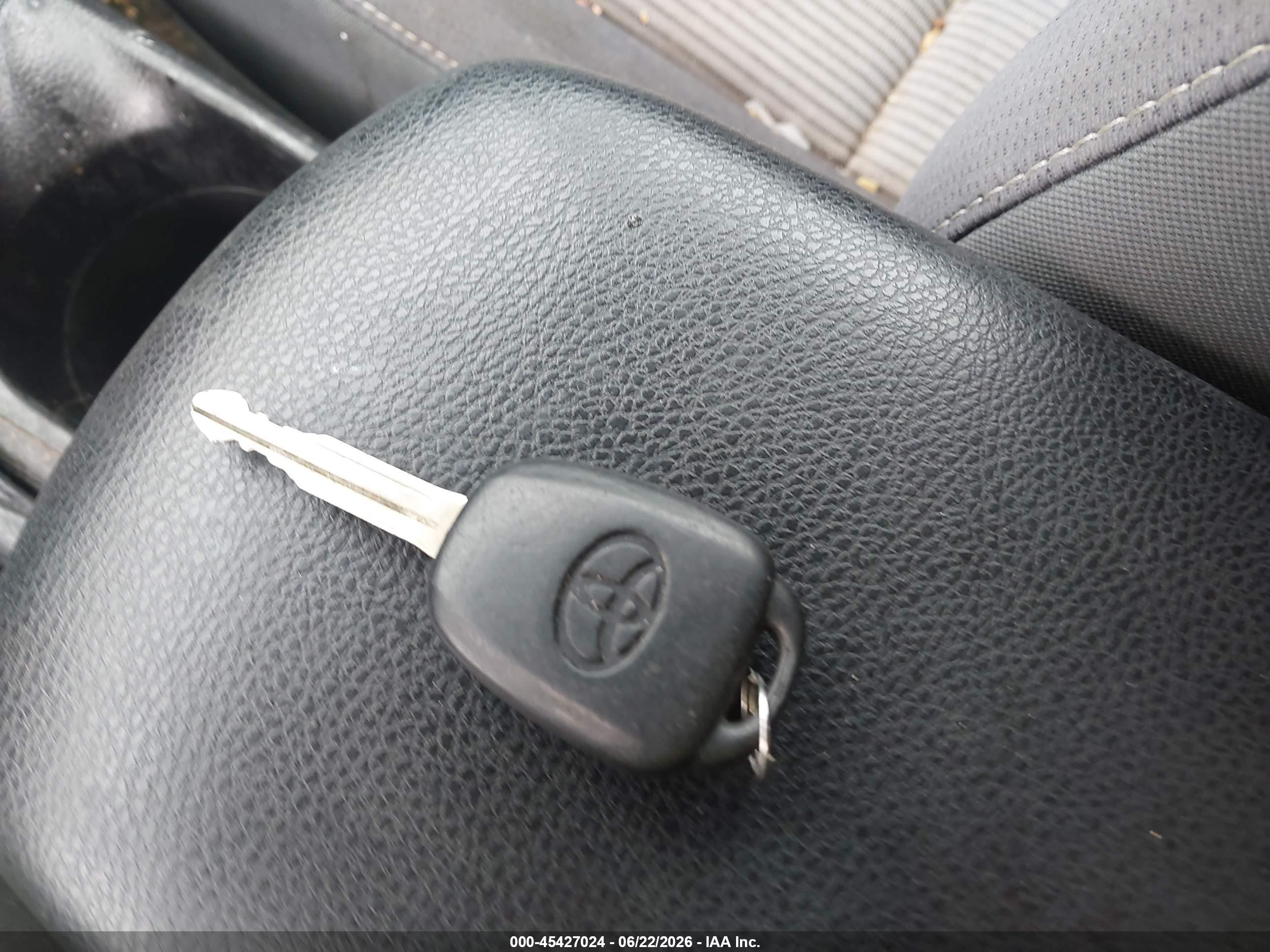 2015 Toyota Rav4 Xle Black vin: 2T3RFREV6FW237157