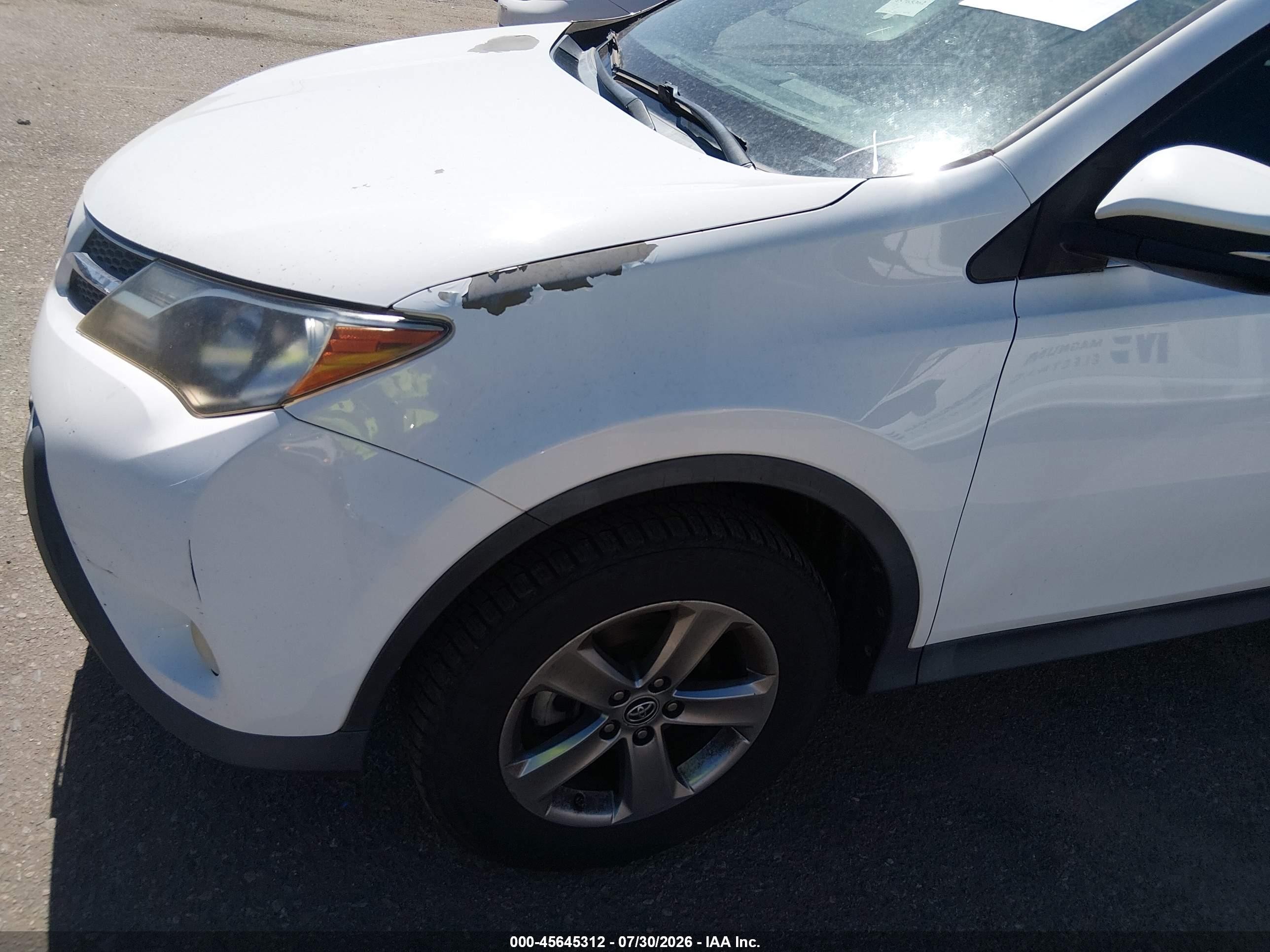 2015 Toyota Rav4 Xle Белый vin: 2T3RFREV6FW270868