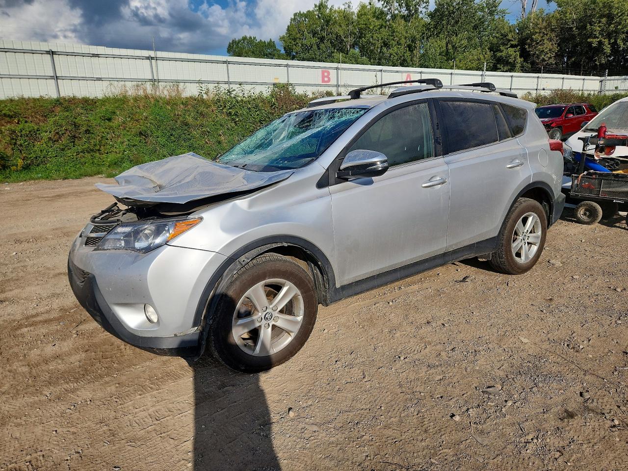 2015 Toyota Rav4 Xle Silver vin: 2T3RFREV6FW324475