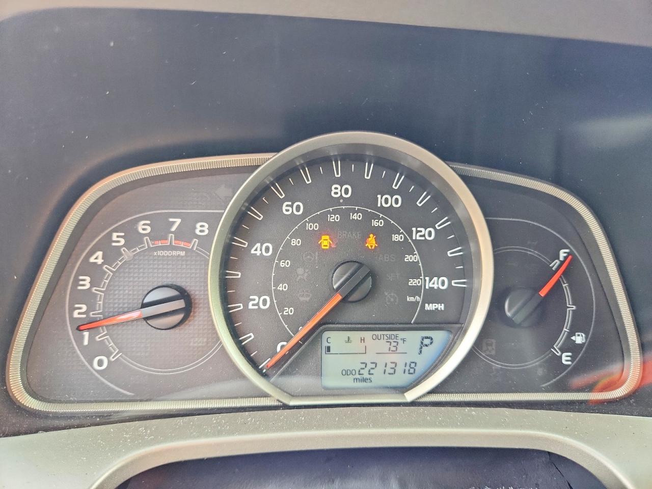 2015 Toyota Rav4 Xle Серебряный vin: 2T3RFREV6FW324475