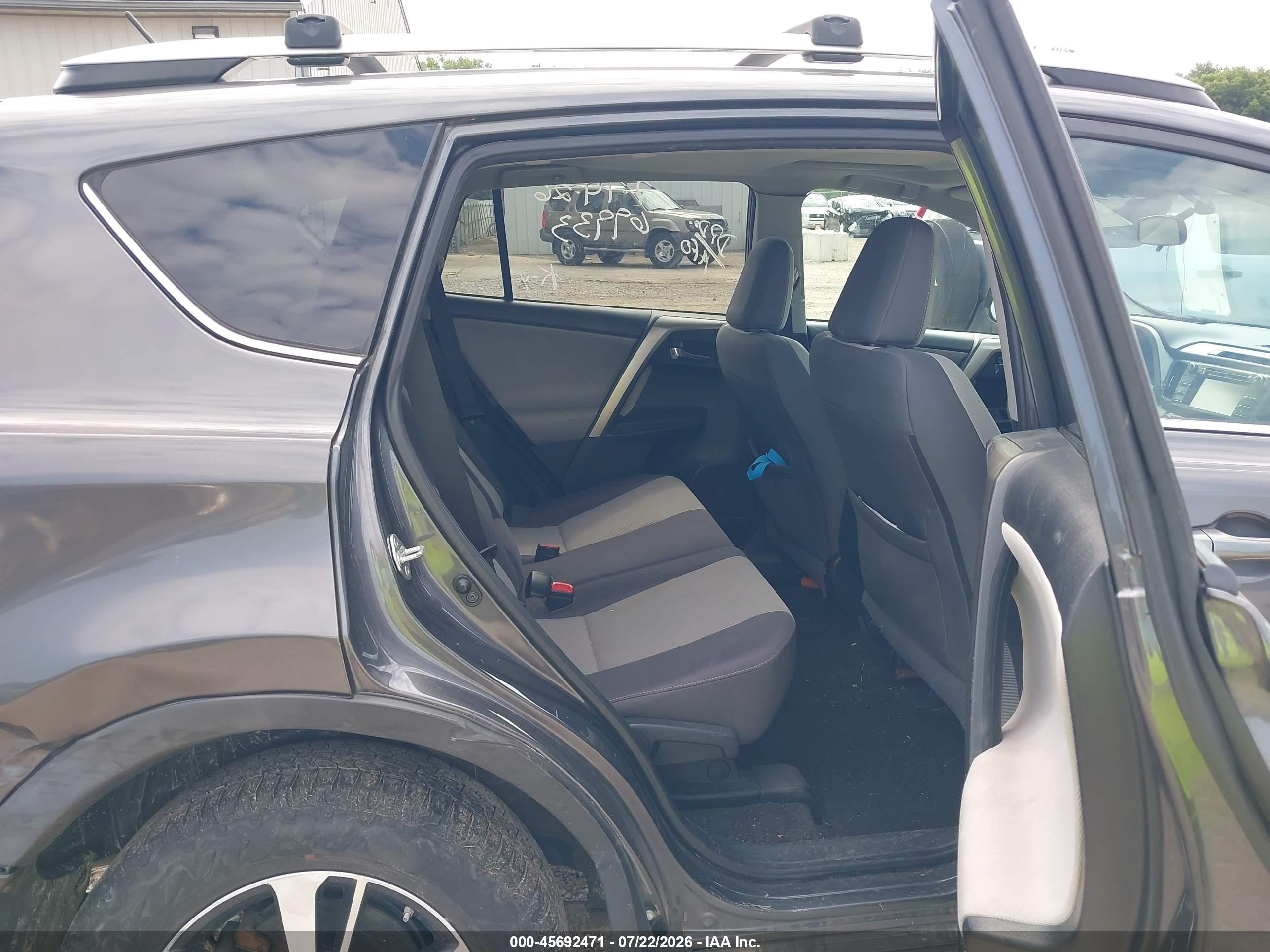 2015 Toyota Rav4 Xle Gray vin: 2T3RFREV6FW351370