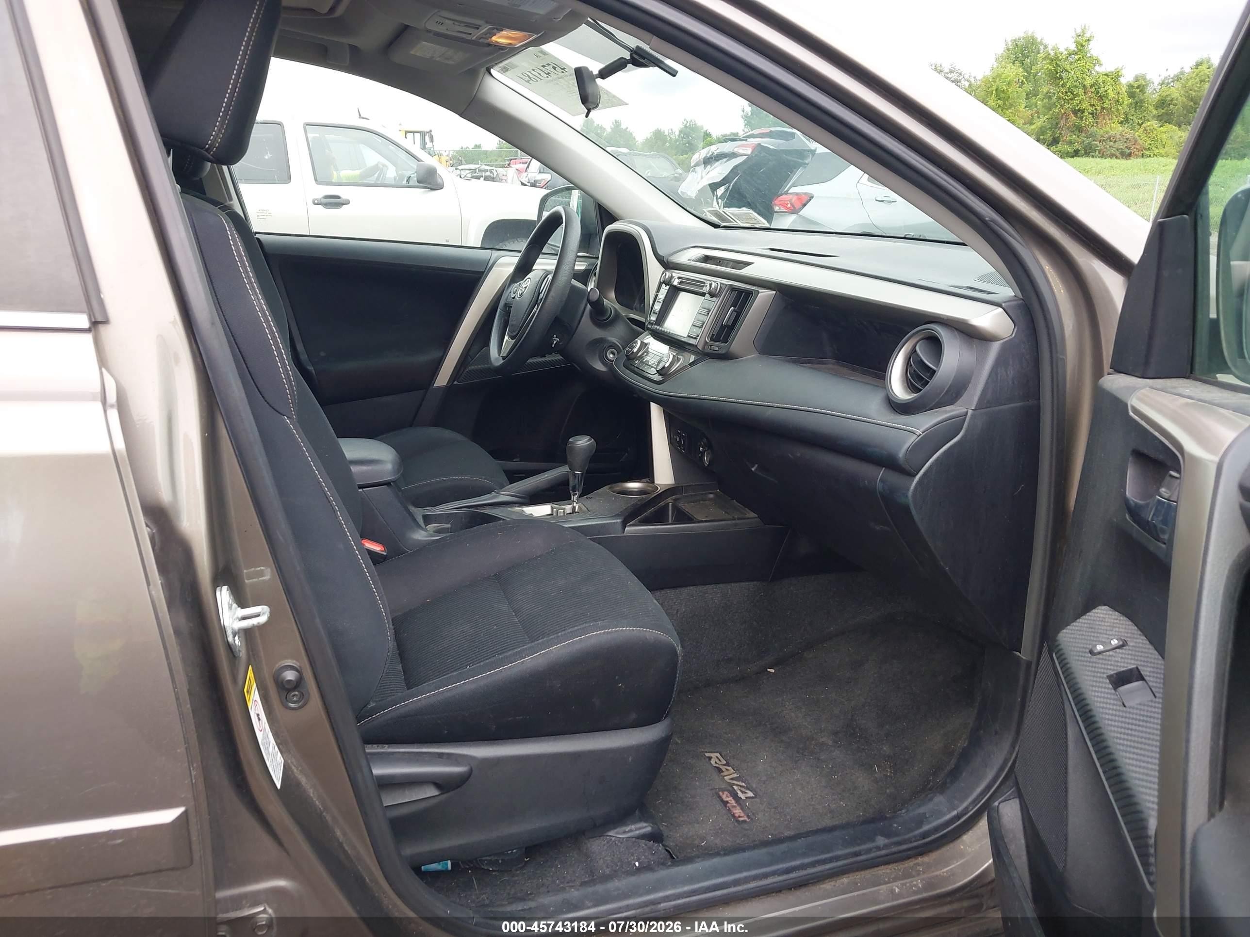 2015 Toyota Rav4 Xle Brown vin: 2T3RFREV6FW353006