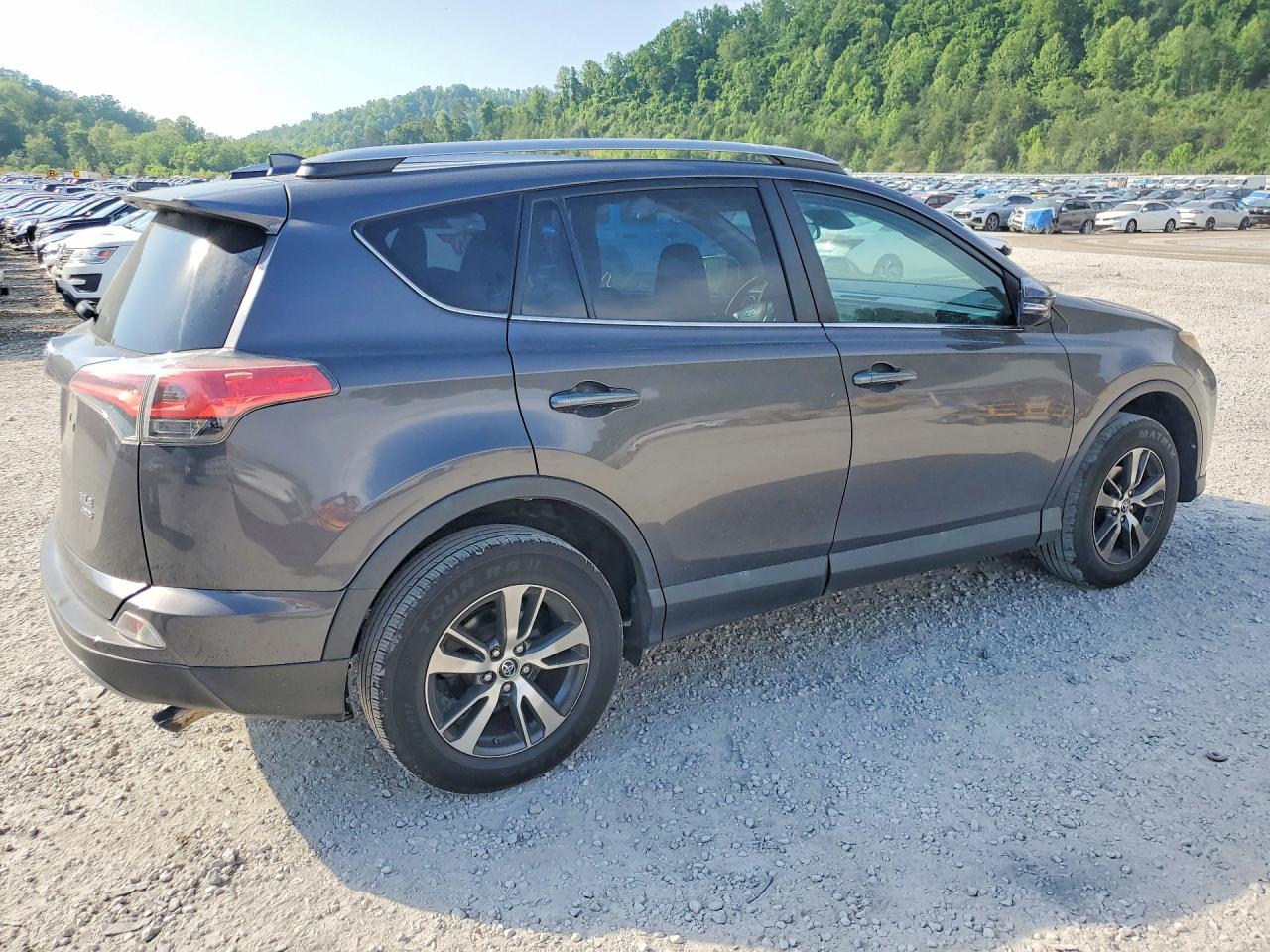 2018 Toyota Rav4 Xle Серый vin: 2T3RFREV6JW740065