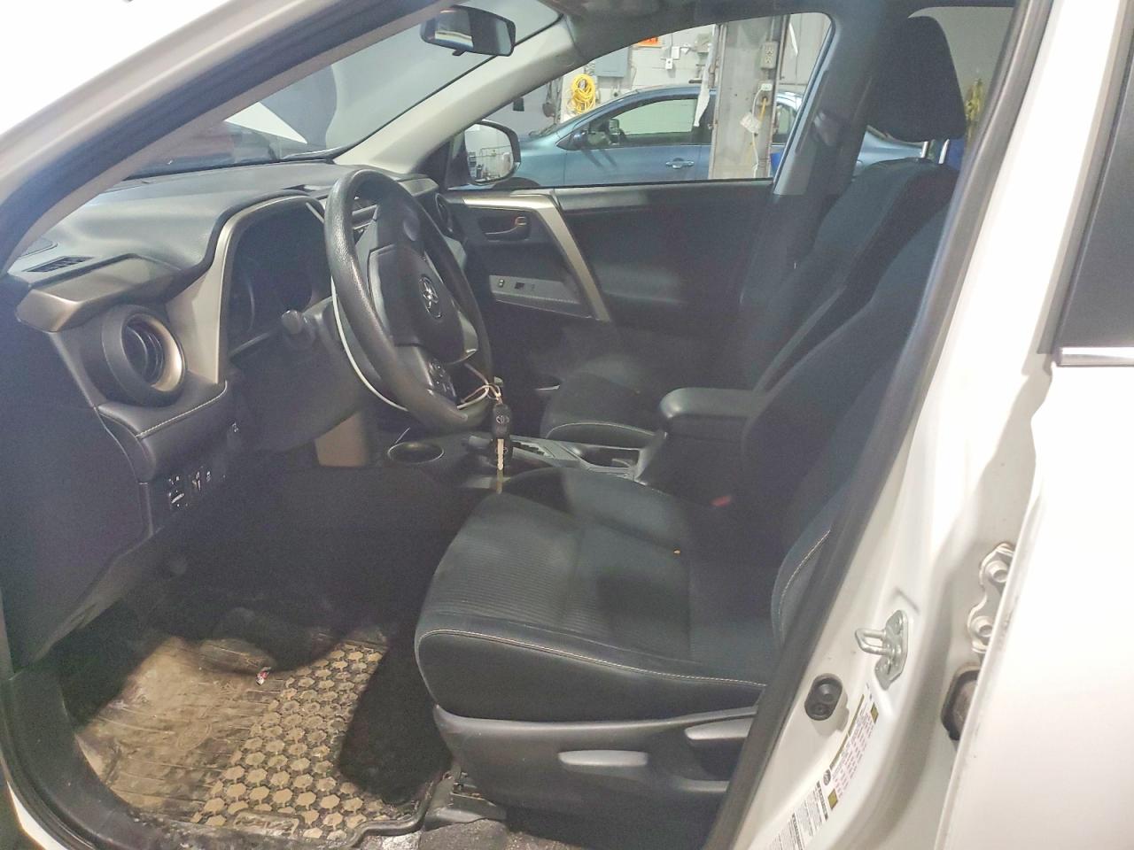 2013 Toyota Rav4 Xle White vin: 2T3RFREV7DW095477