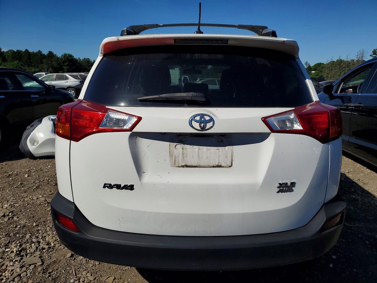 2013 Toyota Rav4 Xle White vin: 2T3RFREV7DW122693