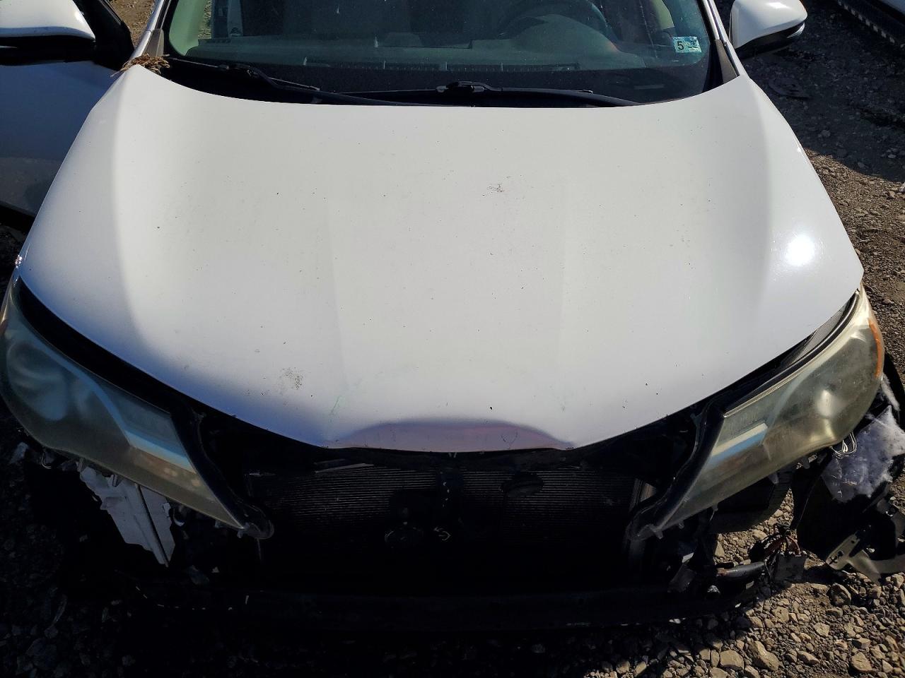 2013 Toyota Rav4 Xle White vin: 2T3RFREV7DW122693