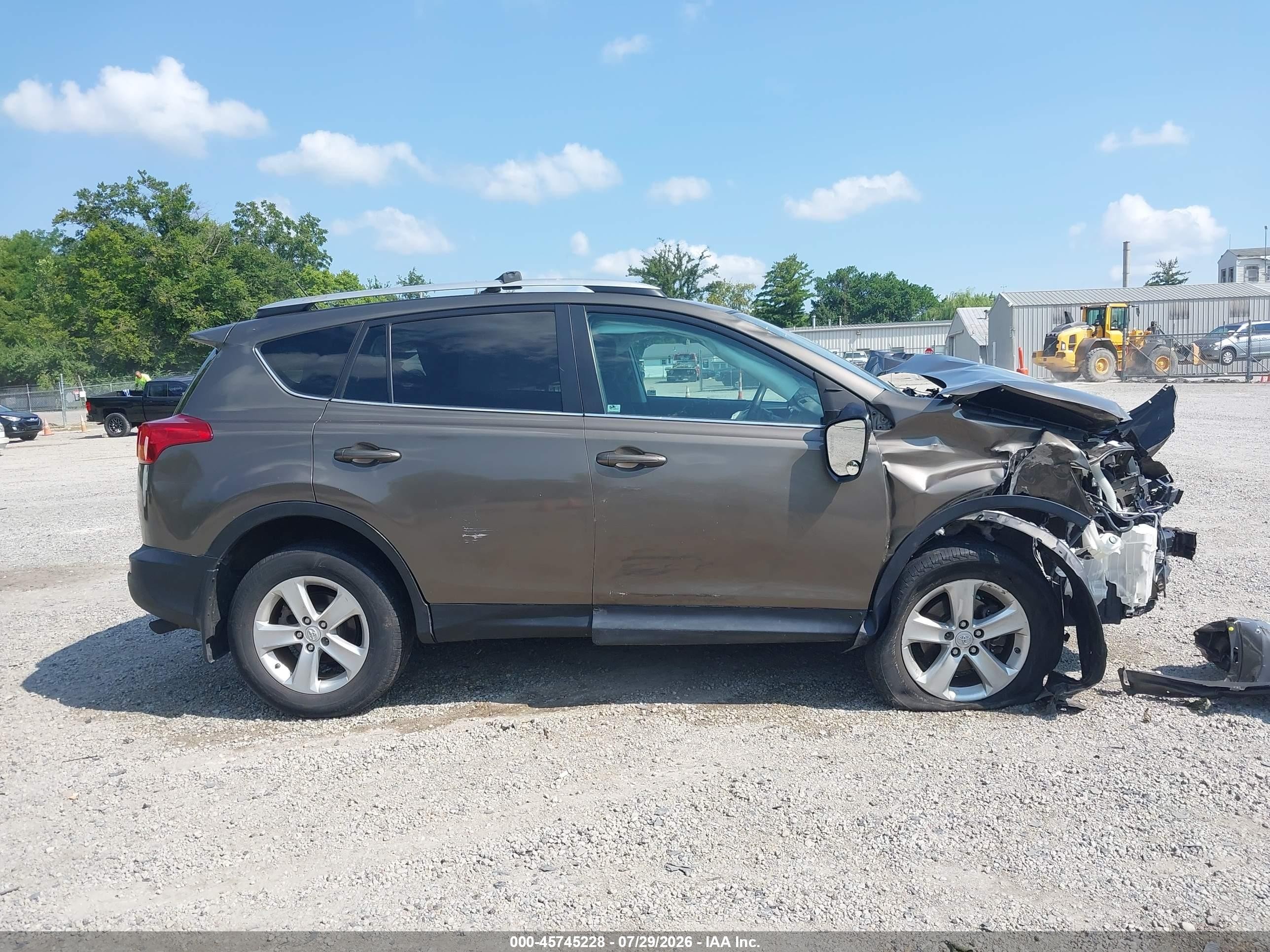2014 Toyota Rav4 Xle Brown vin: 2T3RFREV7EW151385