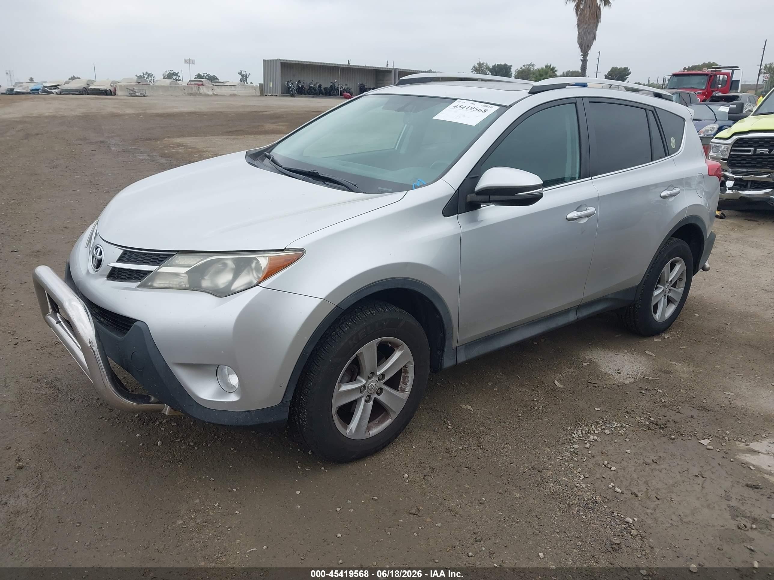 2014 Toyota Rav4 Xle Silver vin: 2T3RFREV7EW198464