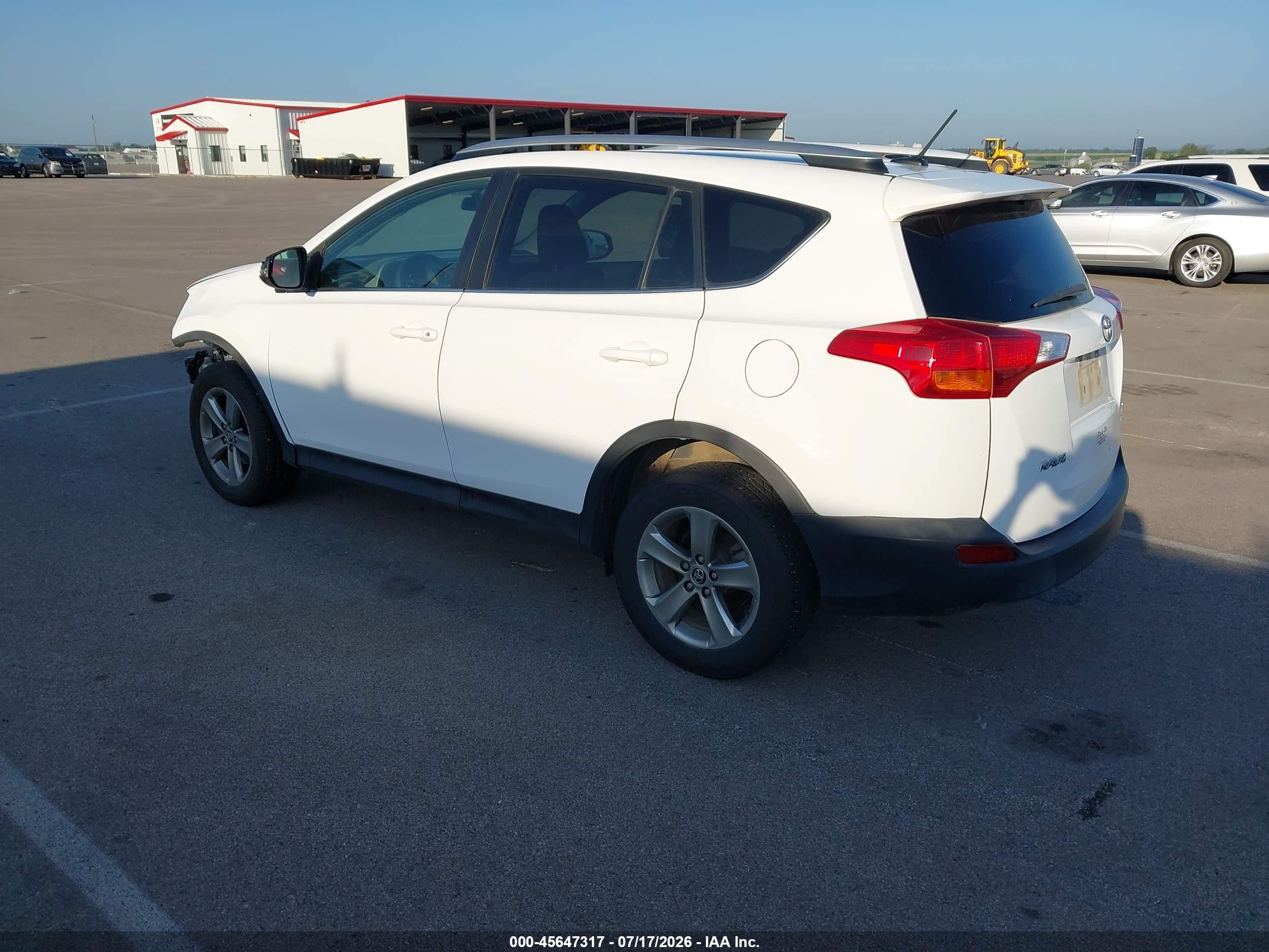 2015 Toyota Rav4 Xle White vin: 2T3RFREV7FW273617