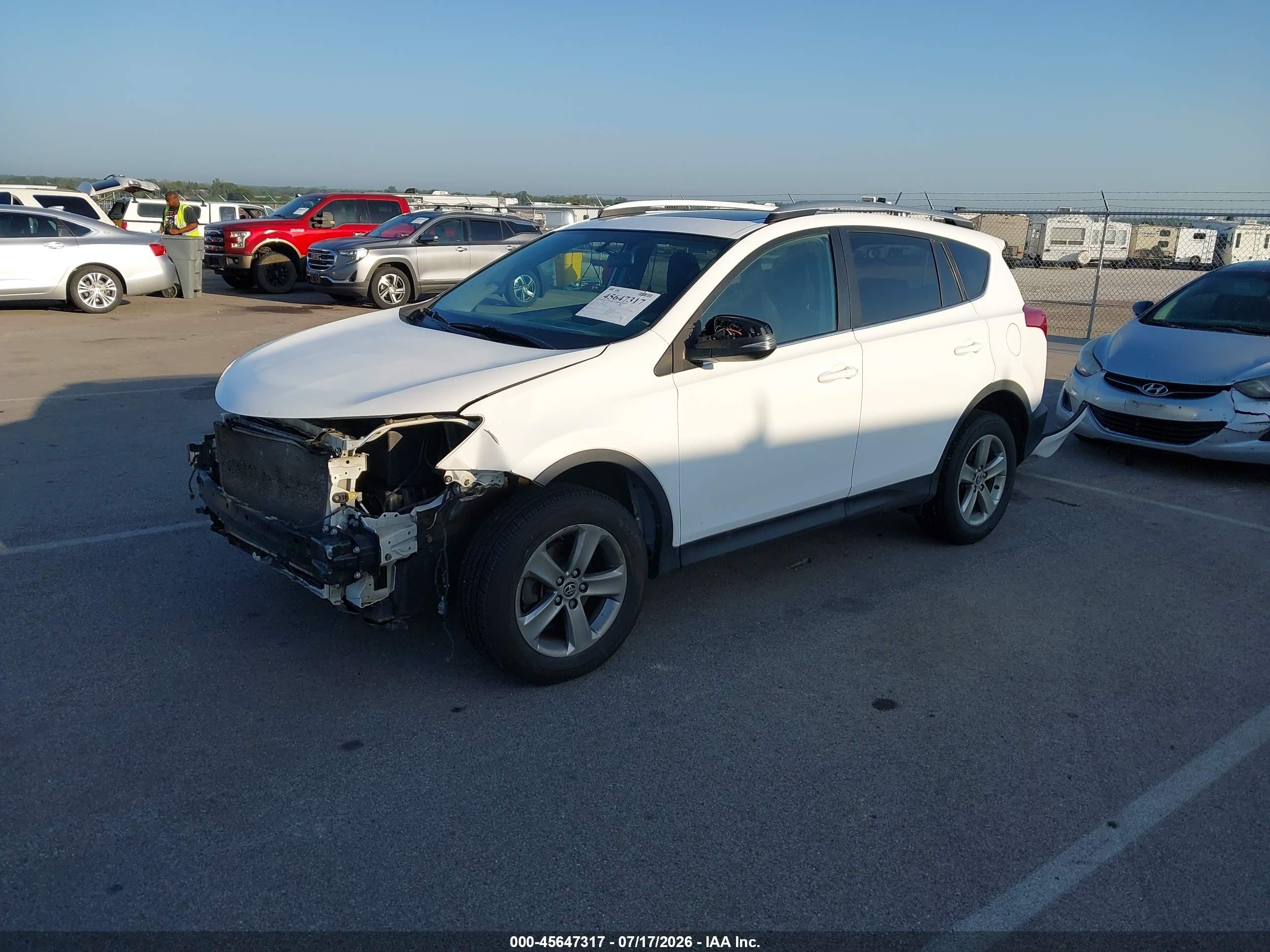 2015 Toyota Rav4 Xle White vin: 2T3RFREV7FW273617
