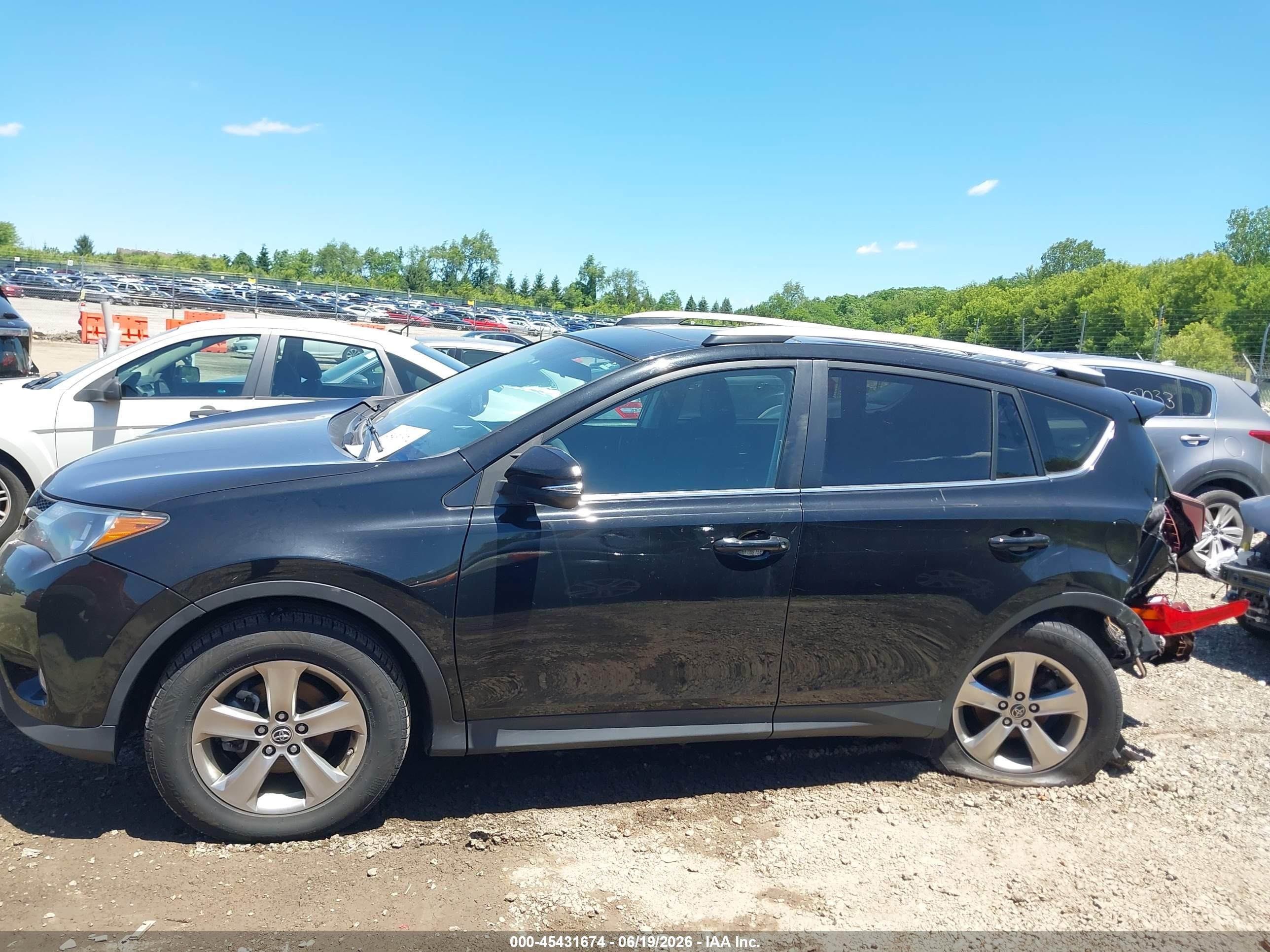 2015 Toyota Rav4 Xle Black vin: 2T3RFREV7FW279241