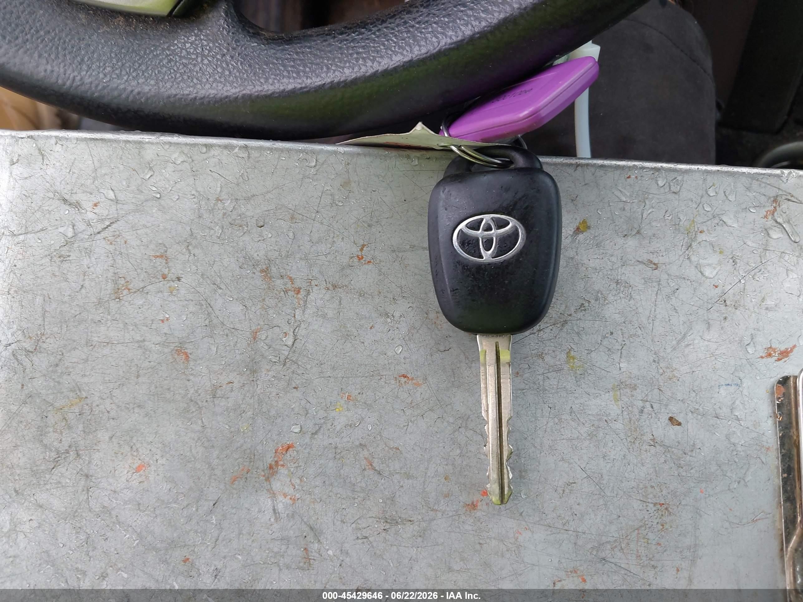 2015 Toyota Rav4 Xle Silver vin: 2T3RFREV7FW350793