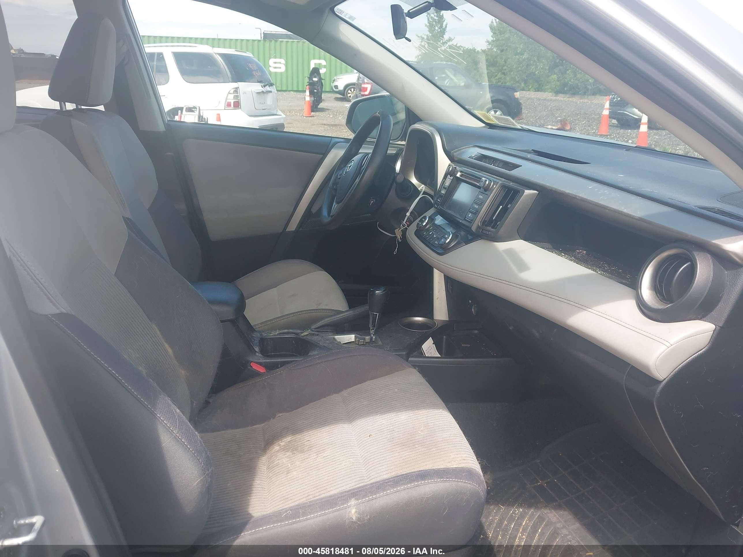 2015 Toyota Rav4 Xle Silver vin: 2T3RFREV7FW386211